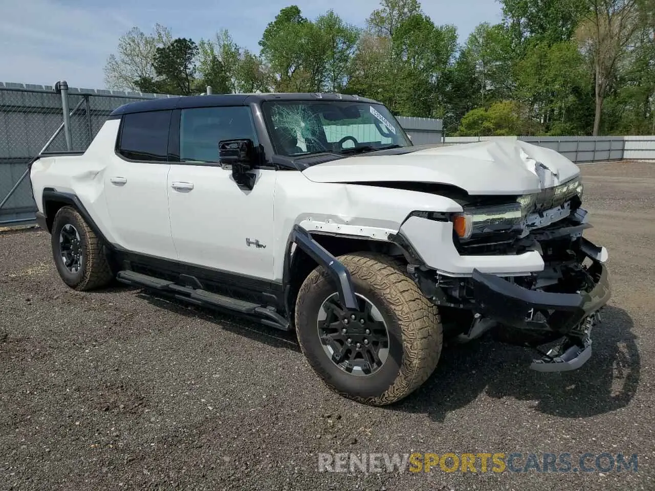 4 Photograph of a damaged car 1GT40FDA7PU100073 GMC HUMMER PIC 2023
