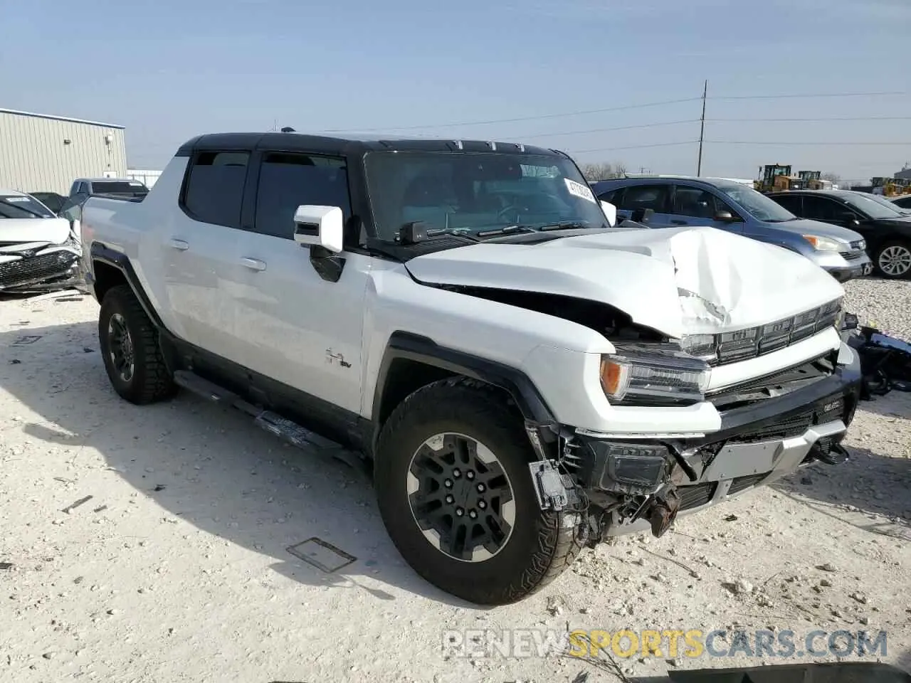 4 Photograph of a damaged car 1GT40FDA9PU100320 GMC HUMMER PIC 2023