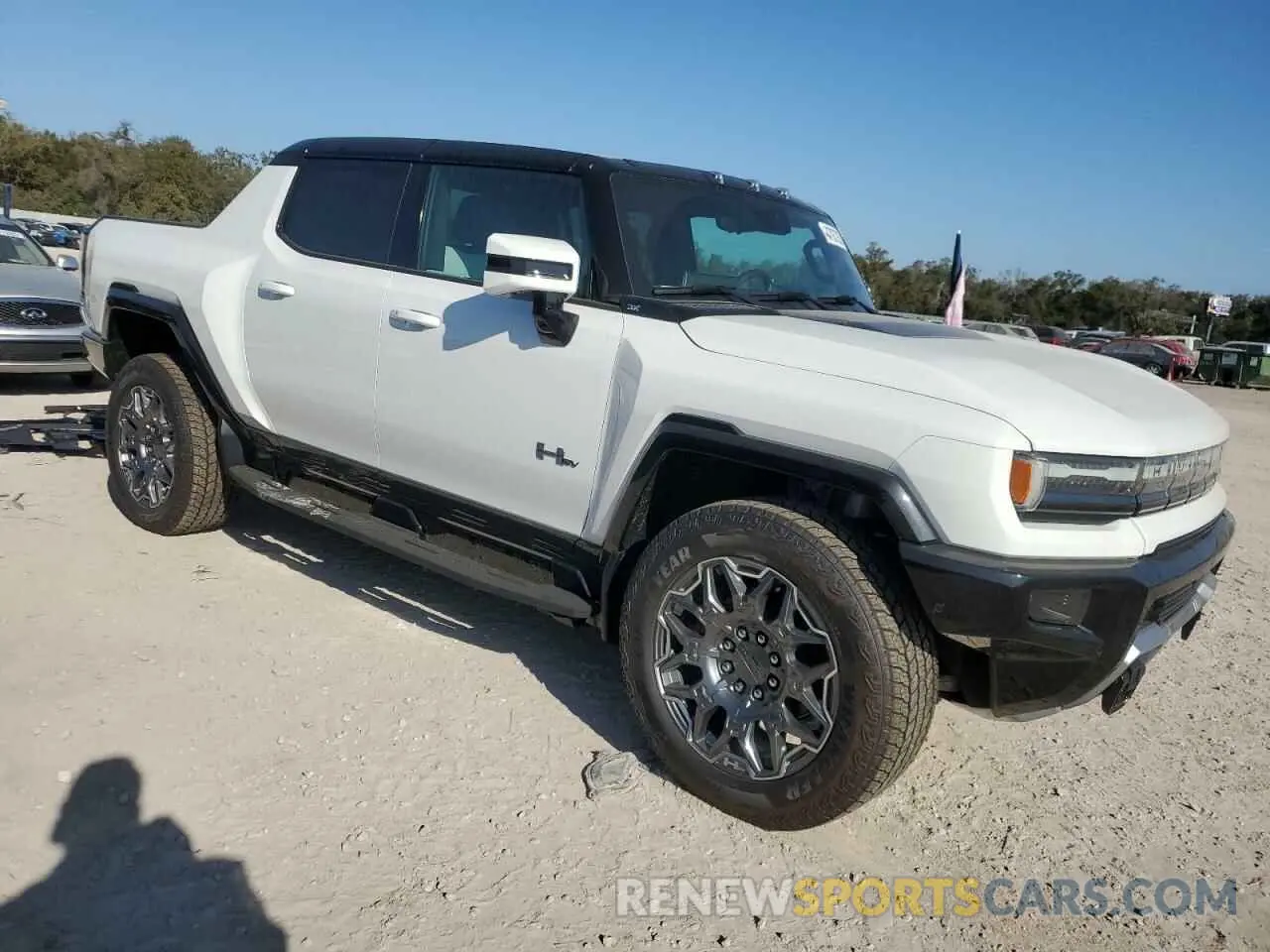 4 Фотография поврежденного автомобиля 1GT10DDB1SU103382 GMC HUMMER PIC 2025