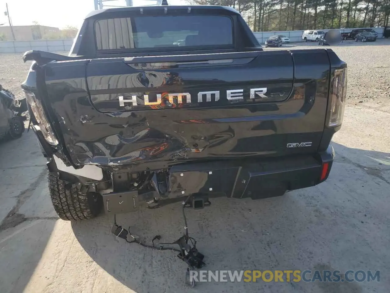6 Photograph of a damaged car 1GT40BDD1SU109167 GMC HUMMER PIC 2025