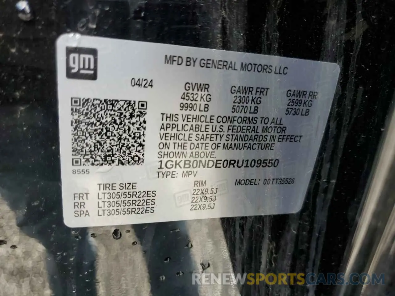 13 Photograph of a damaged car 1GKB0NDE0RU109550 GMC HUMMER SUV 2024