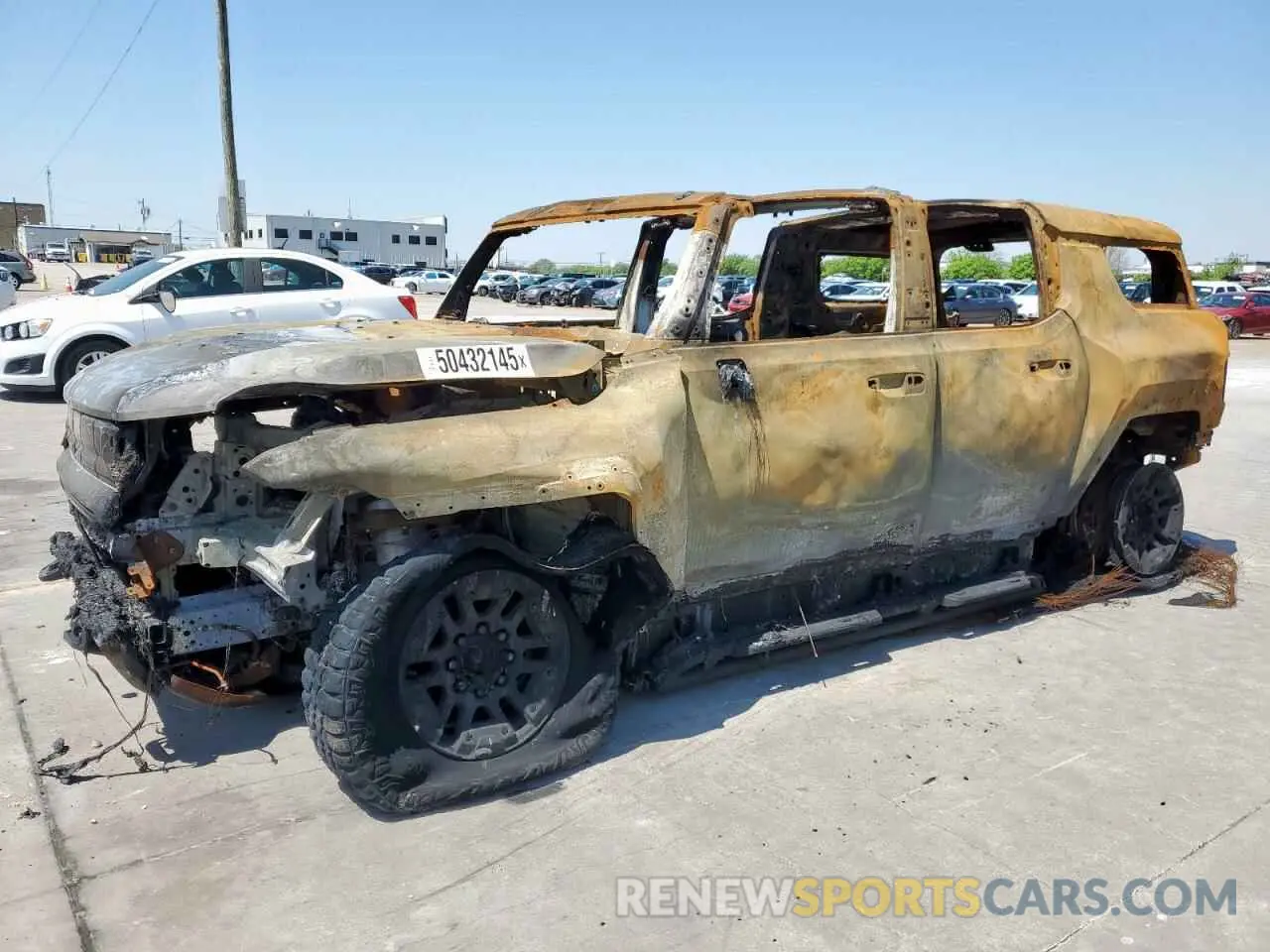1 Фотография поврежденного автомобиля 1GKB0NDE6RU104451 GMC HUMMER SUV 2024
