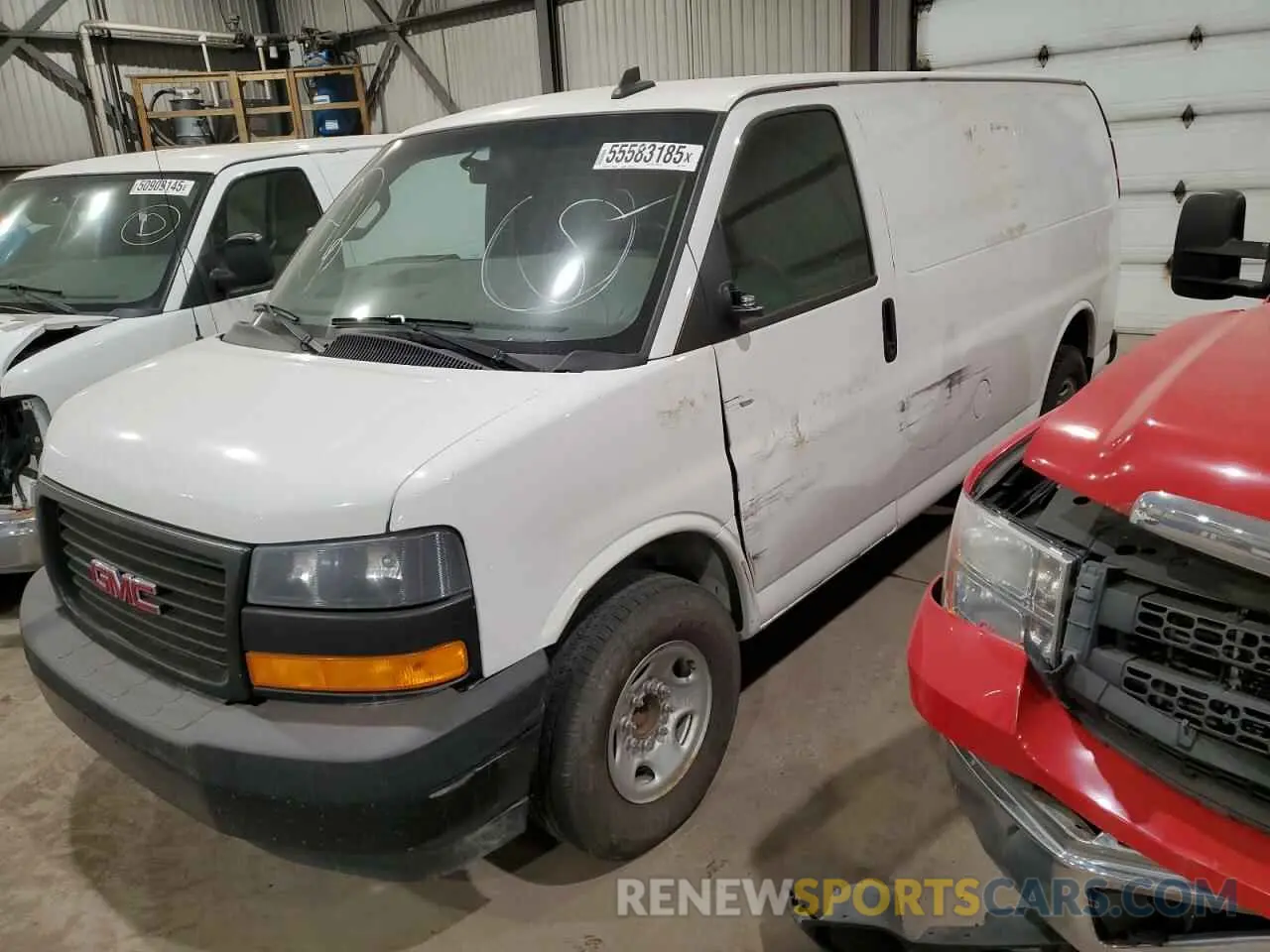 1 Фотография поврежденного автомобиля 1GTW7AFPXL1273588 GMC SAVANA 2020