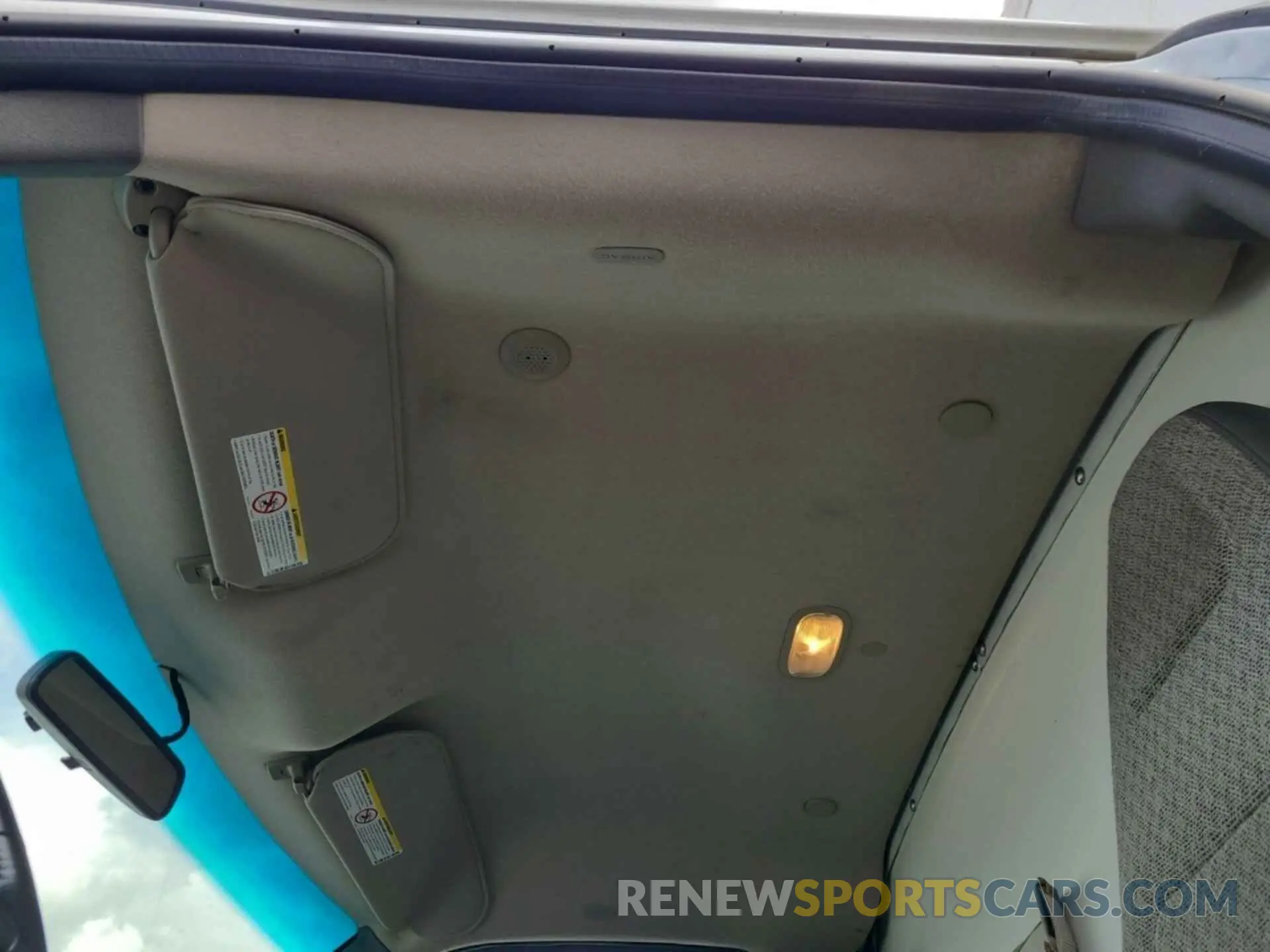 27 Photograph of a damaged car 1GD07RF79M1166923 GMC SAVANA 2021