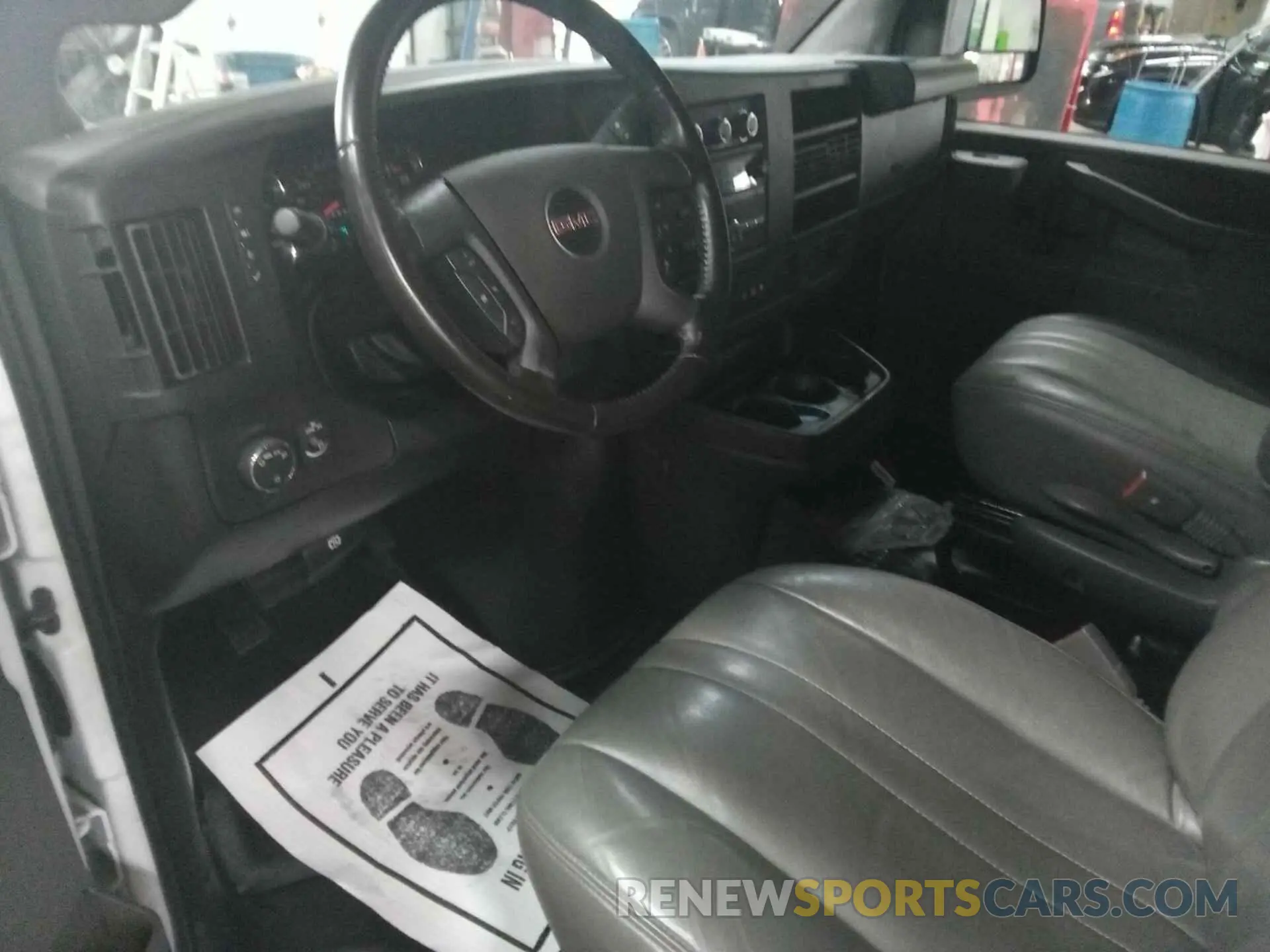 14 Фотография поврежденного автомобиля 1GTW7AFP2N1140746 GMC SAVANA 2022