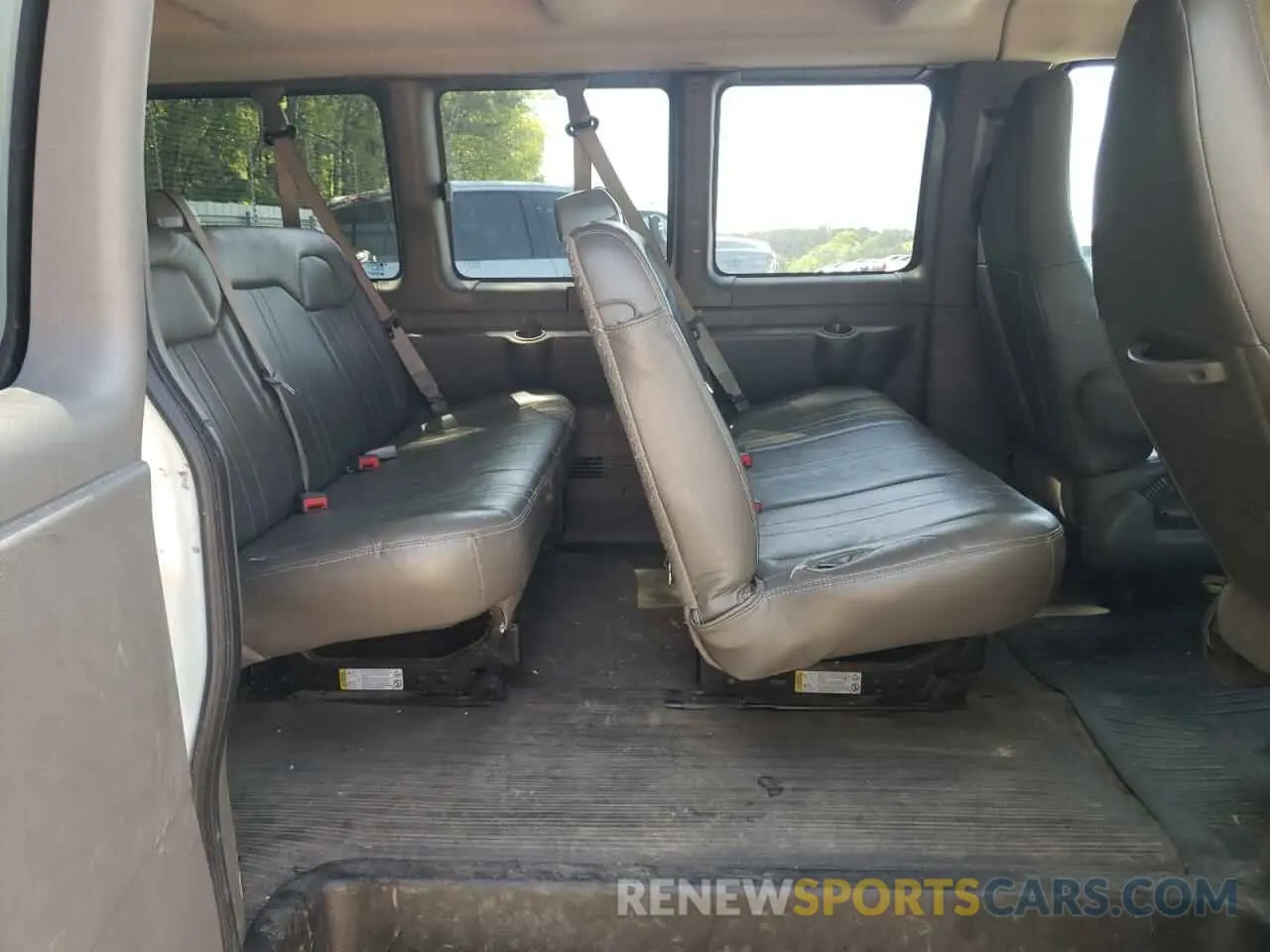 11 Фотография поврежденного автомобиля 1GJZ7NFP0P1118194 GMC SAVANA 2023