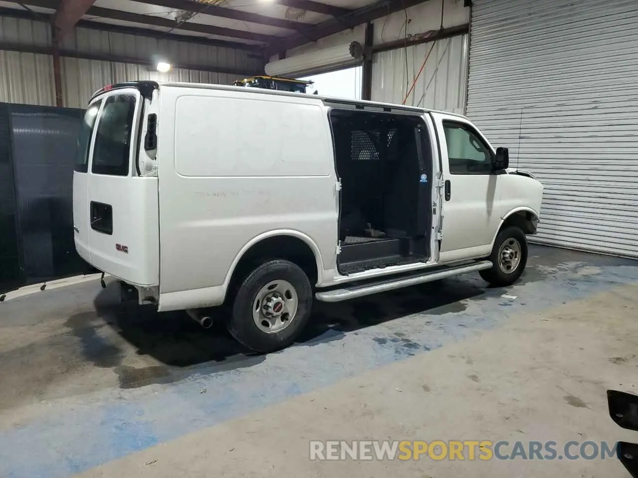 3 Photograph of a damaged car 1GTW7AFP3R1189346 GMC SAVANA 2024