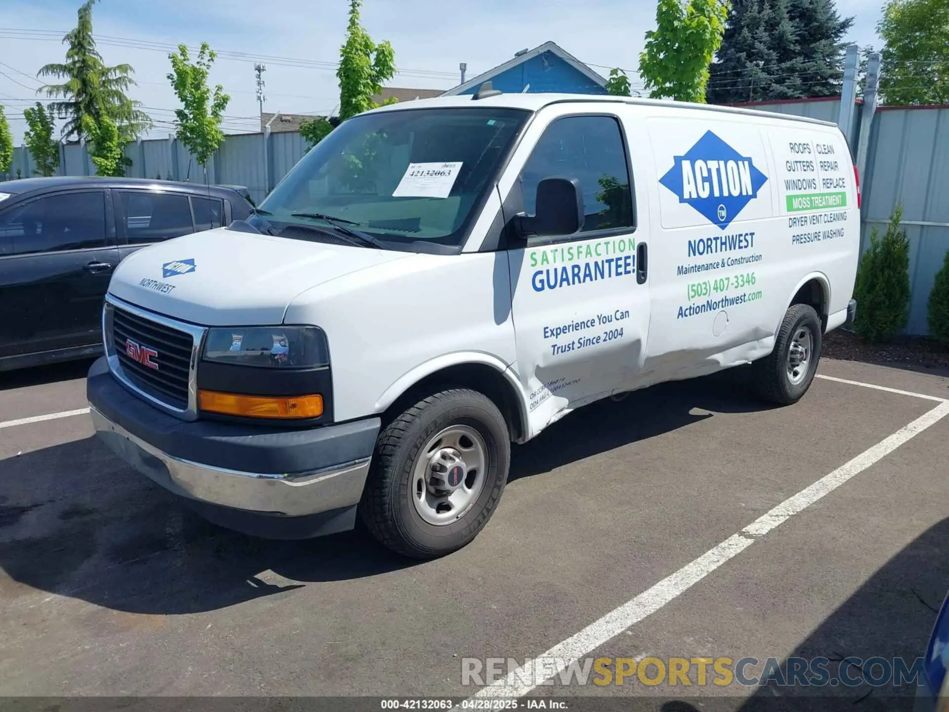 2 Photograph of a damaged car 1GTW7AFG4K1347442 GMC SAVANA 2500 2019