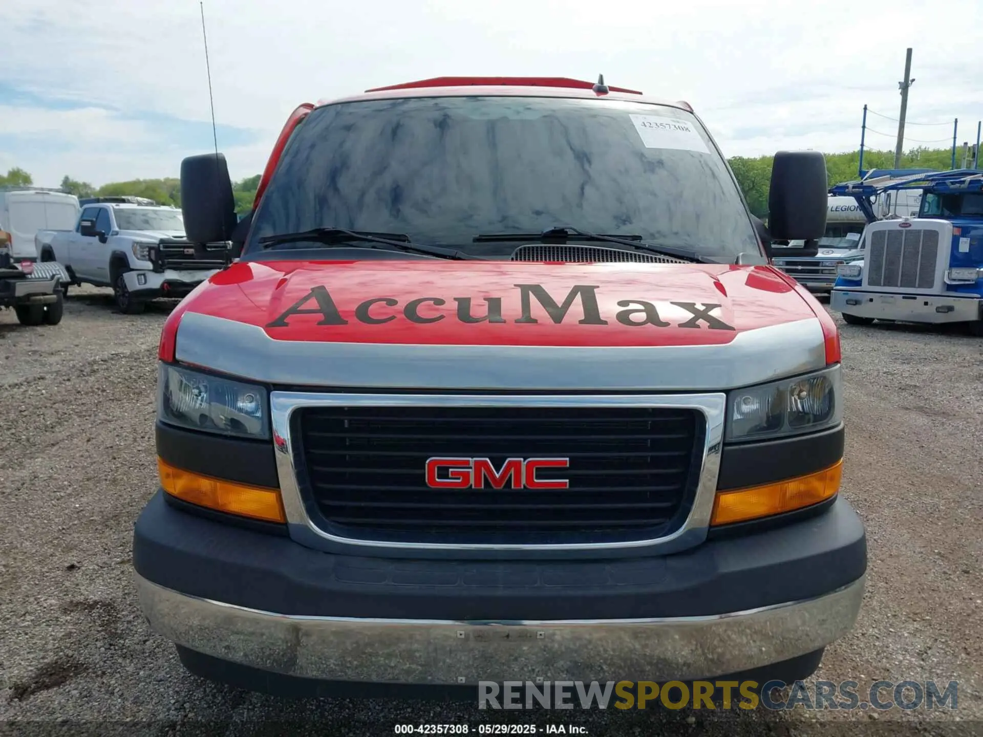 12 Фотография поврежденного автомобиля 7GZ07RFGXLN002613 GMC SAVANA 3500 2020