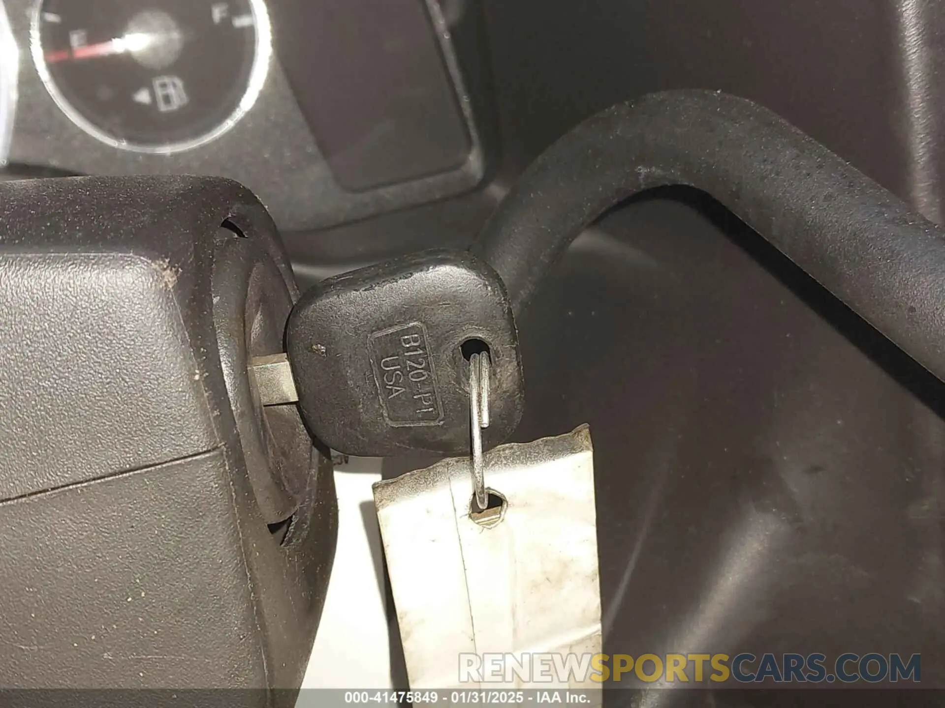 11 Photograph of a damaged car 1GTW7AFP5M1213087 GMC SAVANA CARGO 2021