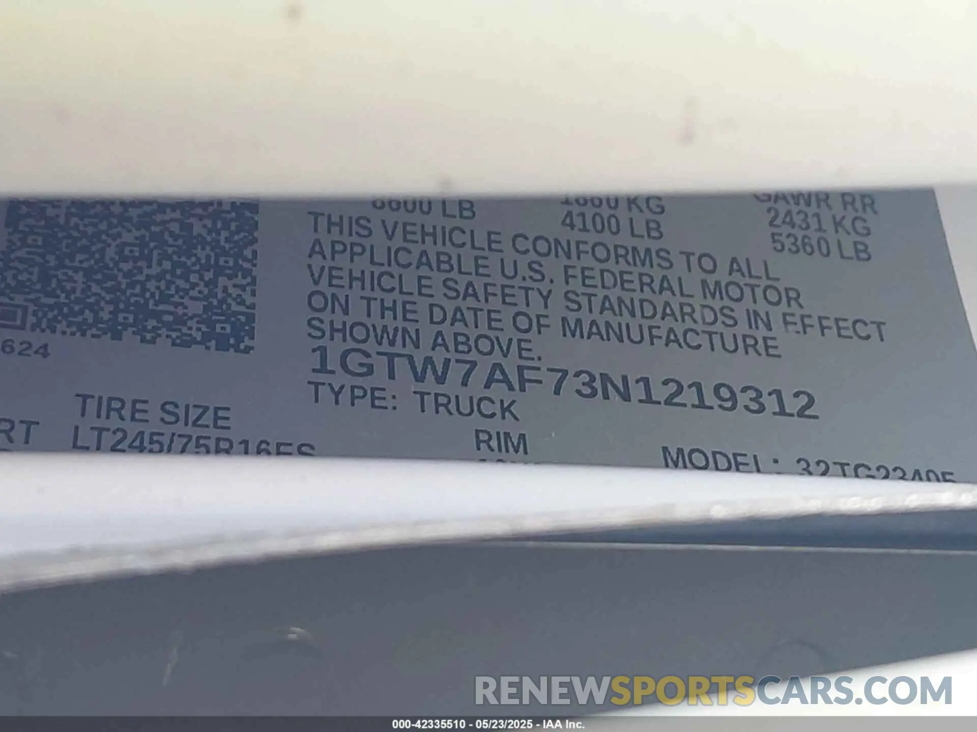 9 Фотография поврежденного автомобиля 1GTW7AF73N1219312 GMC SAVANA CARGO 2022