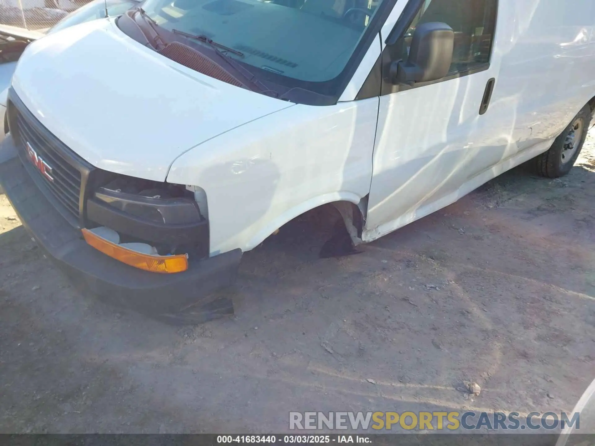 6 Фотография поврежденного автомобиля 1GTW7AFP0N1269830 GMC SAVANA CARGO 2022