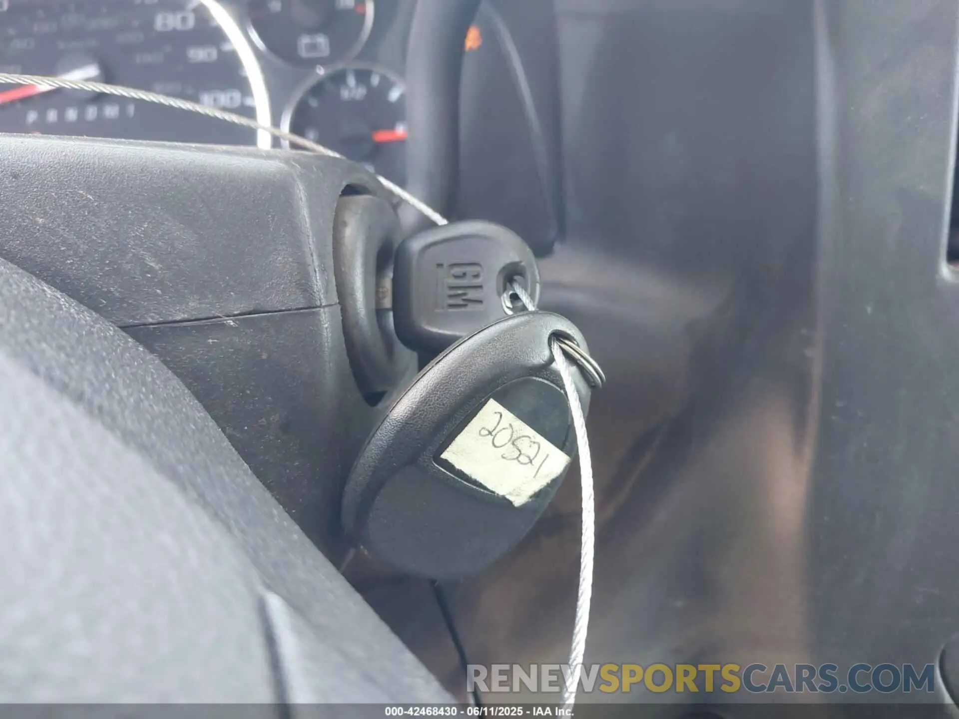 11 Photograph of a damaged car 1GTW7AFP2P1105188 GMC SAVANA CARGO 2023