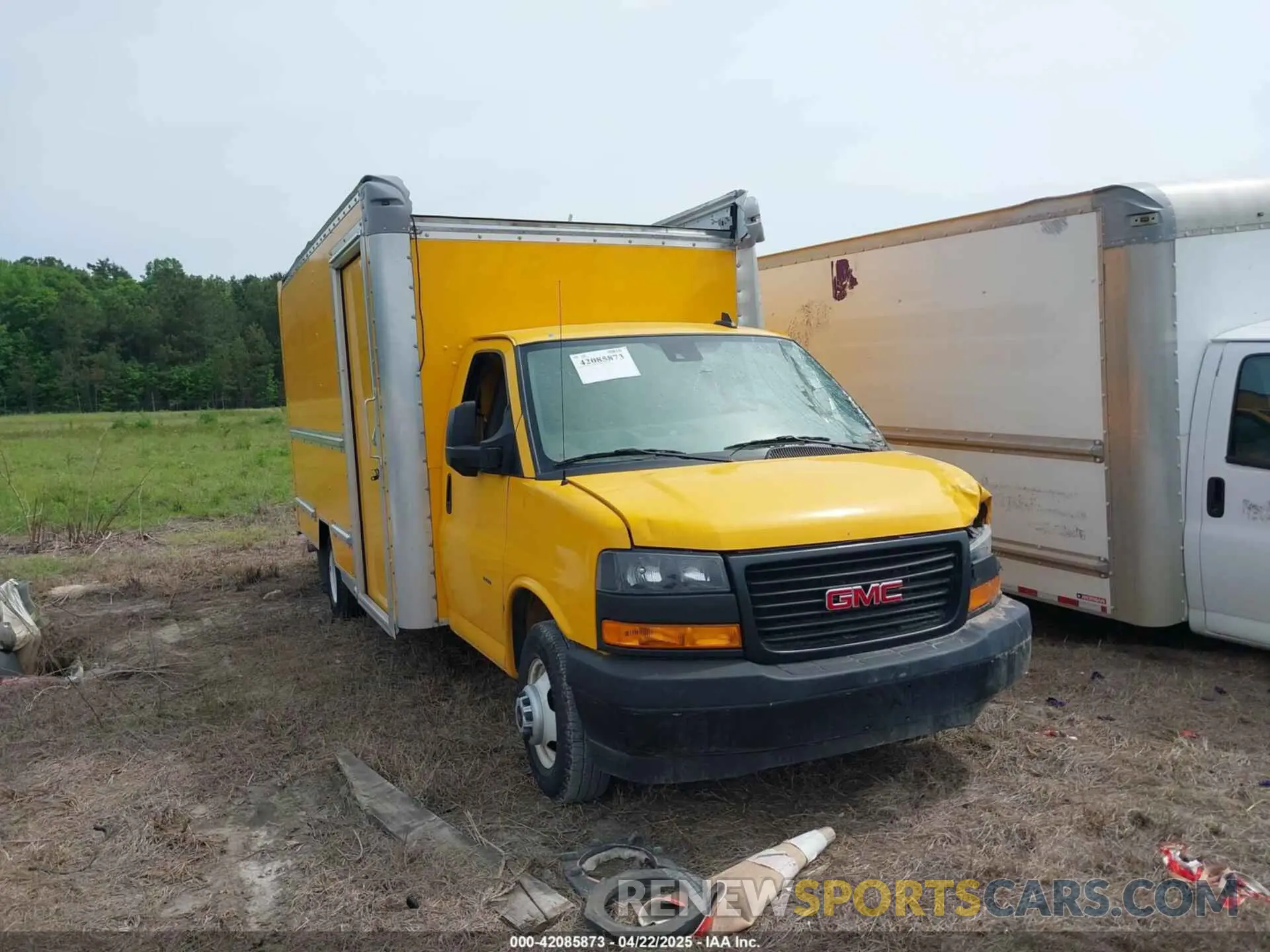 1 Фотография поврежденного автомобиля 7GZ37TC75NN006585 GMC SAVANA CUTAWAY 2022