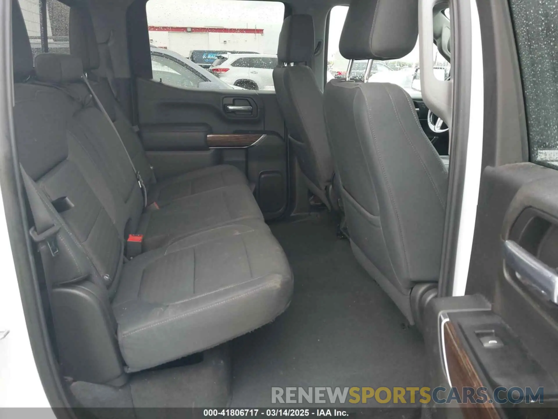 8 Photograph of a damaged car 1GTP8BED5KZ364377 GMC SIERRA 1500 2019