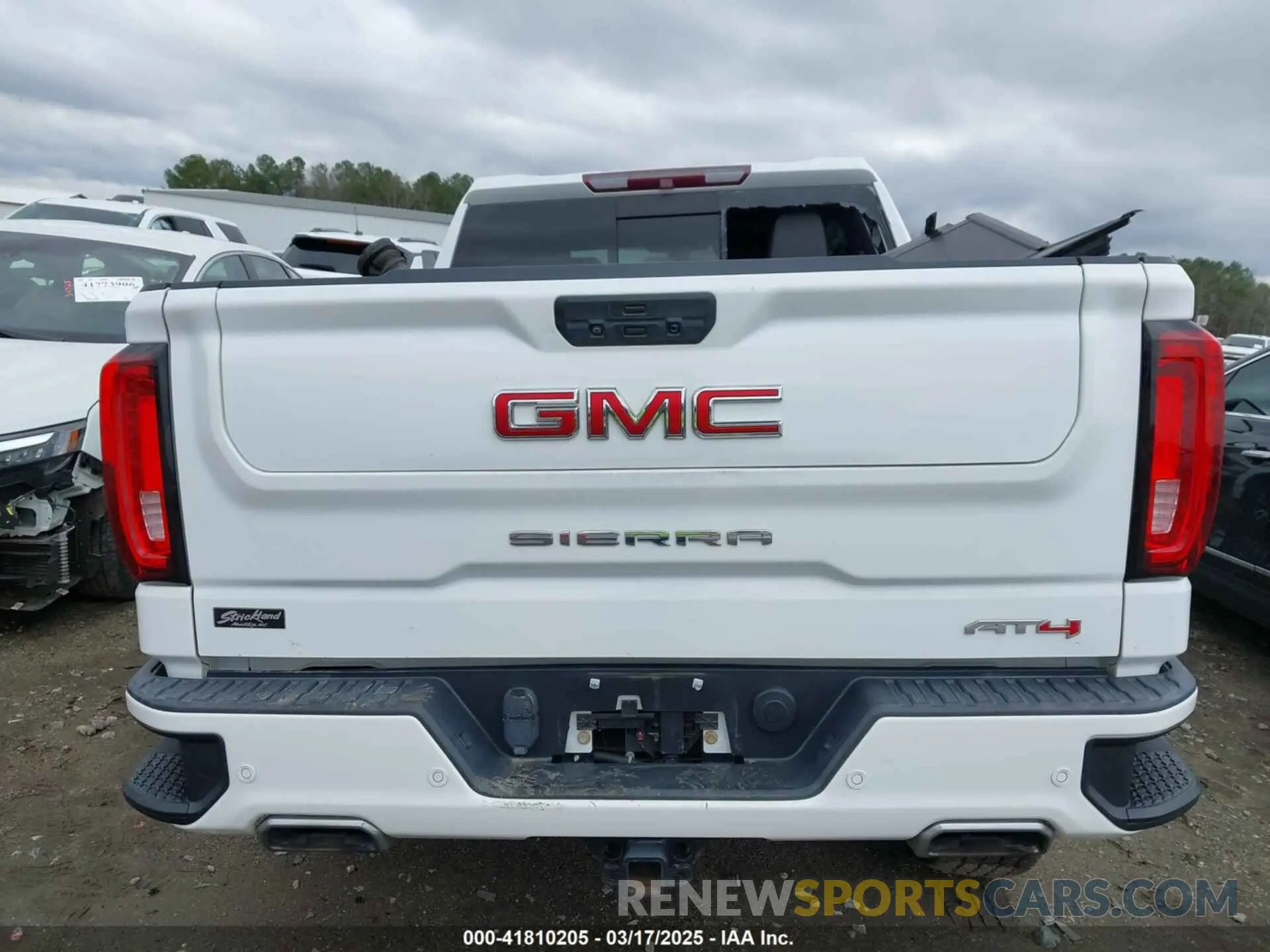 16 Photograph of a damaged car 1GTP9EED8KZ356949 GMC SIERRA 1500 2019
