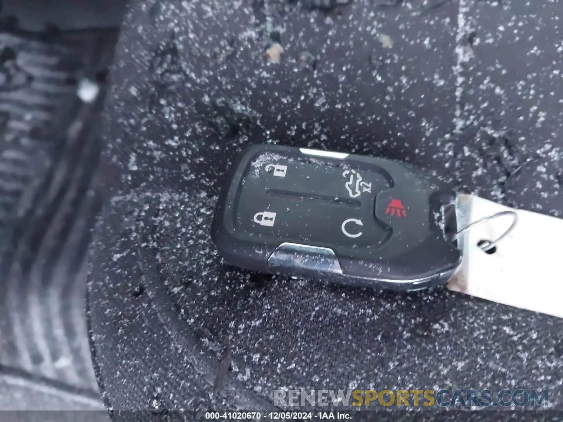11 Photograph of a damaged car 1GTR9BEK5KZ399604 GMC SIERRA 1500 2019