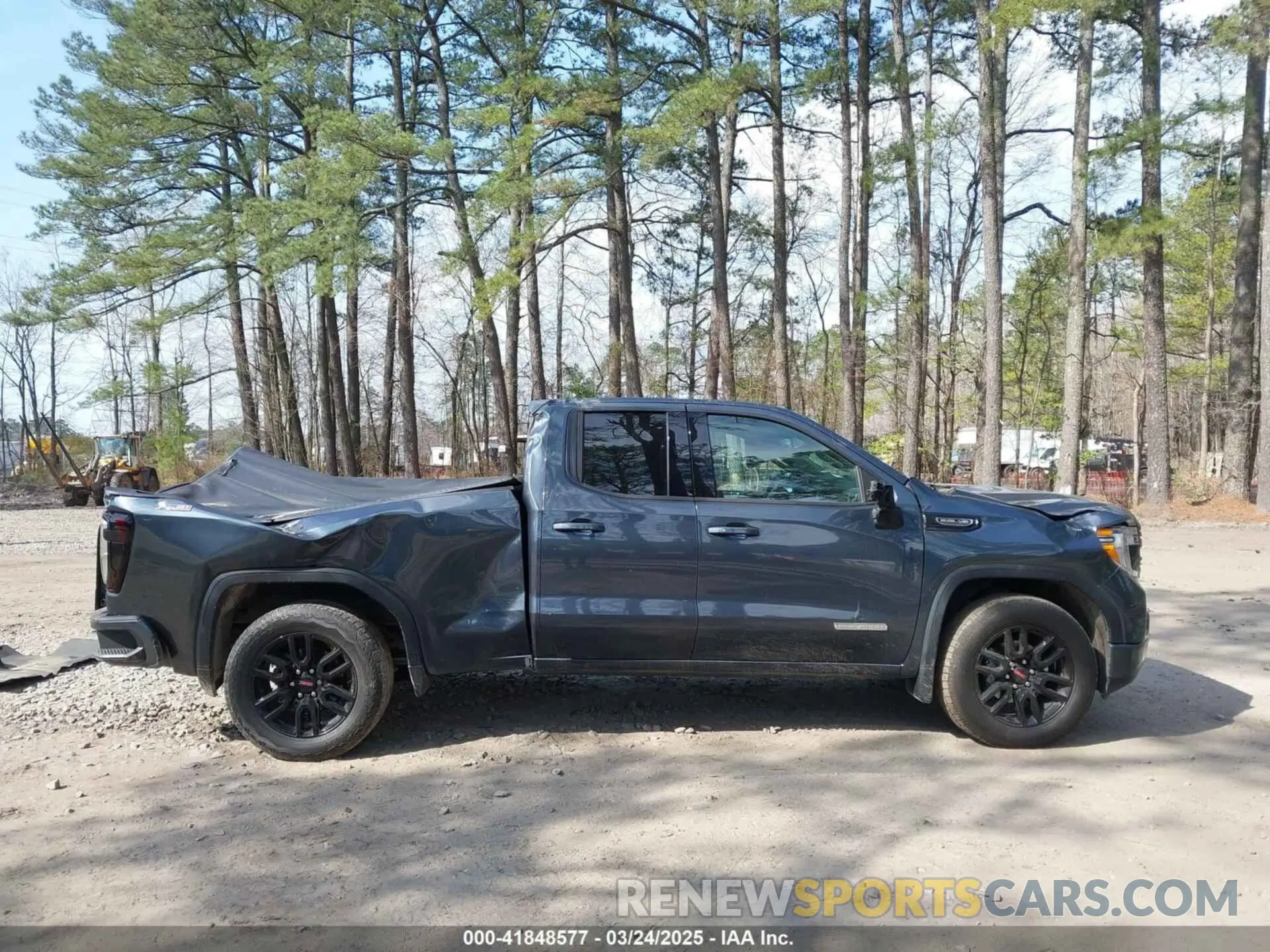 14 Photograph of a damaged car 1GTR9CED3KZ184522 GMC SIERRA 1500 2019