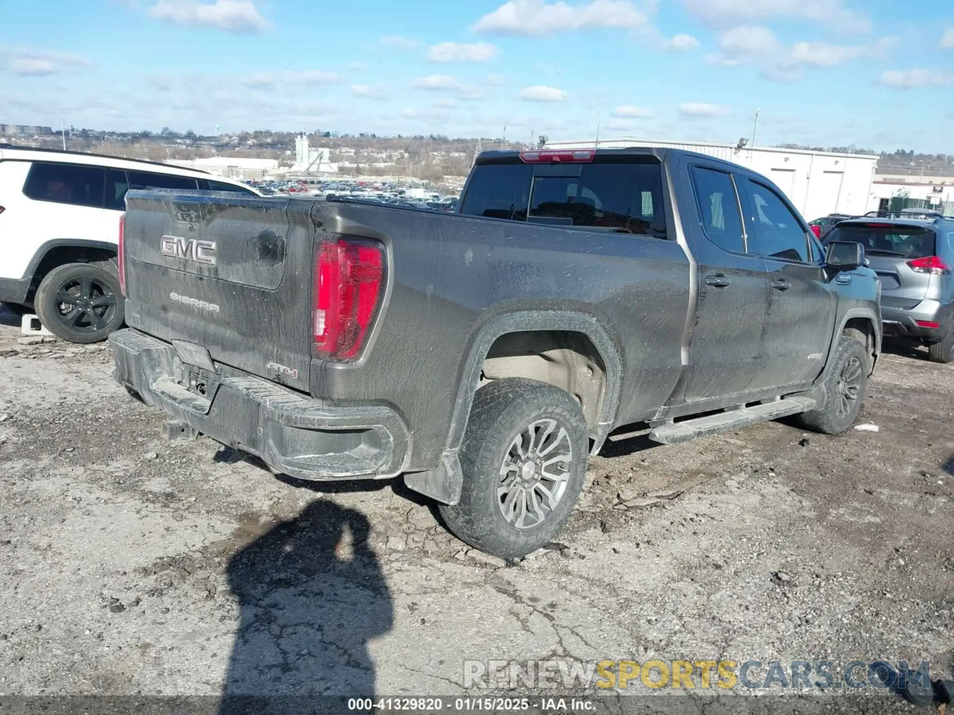 4 Photograph of a damaged car 1GTR9EED2KZ374601 GMC SIERRA 1500 2019