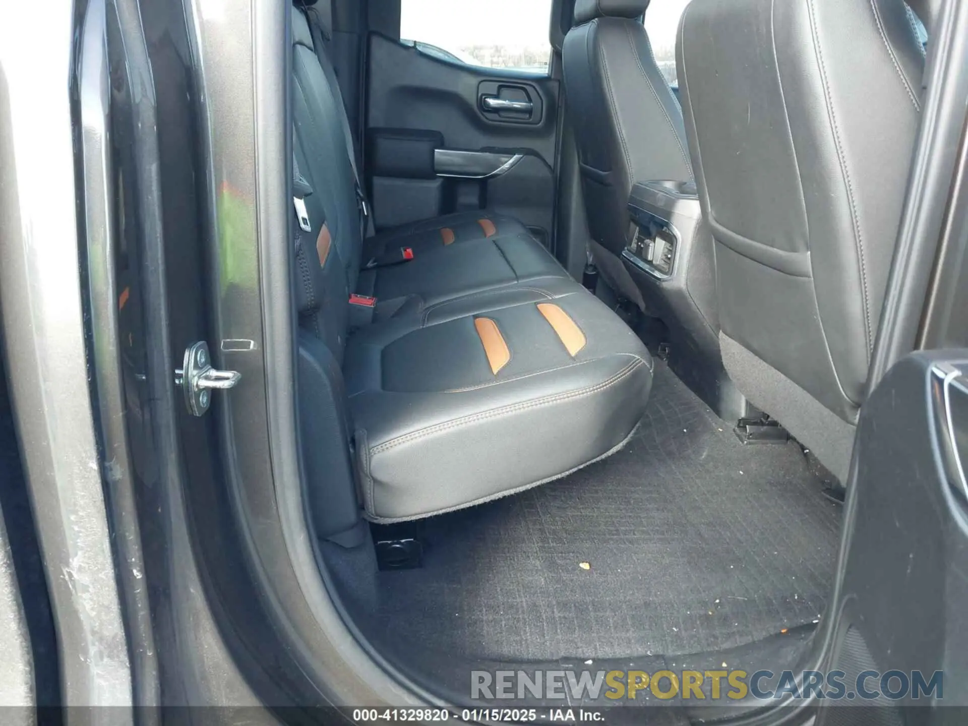 8 Photograph of a damaged car 1GTR9EED2KZ374601 GMC SIERRA 1500 2019