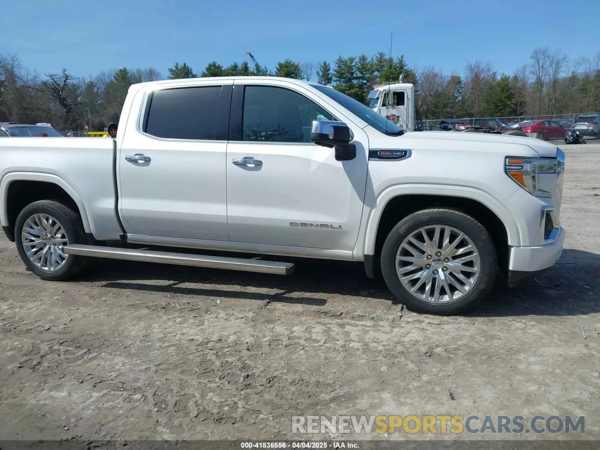 13 Photograph of a damaged car 1GTU9FEL7KZ139442 GMC SIERRA 1500 2019