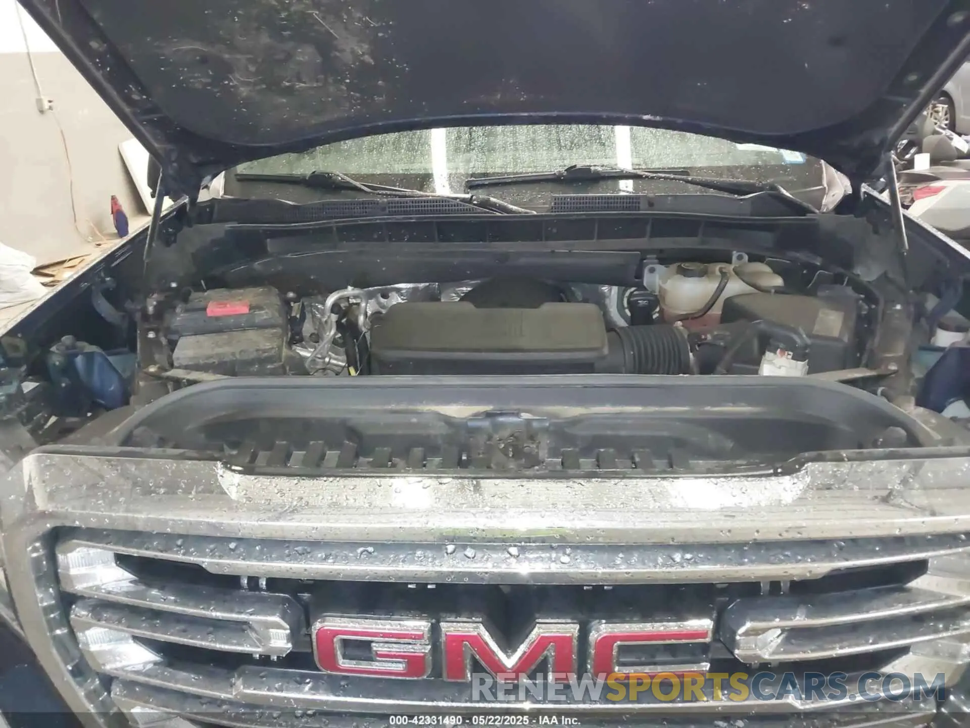 10 Photograph of a damaged car 3GTU9DED3KG288704 GMC SIERRA 1500 2019