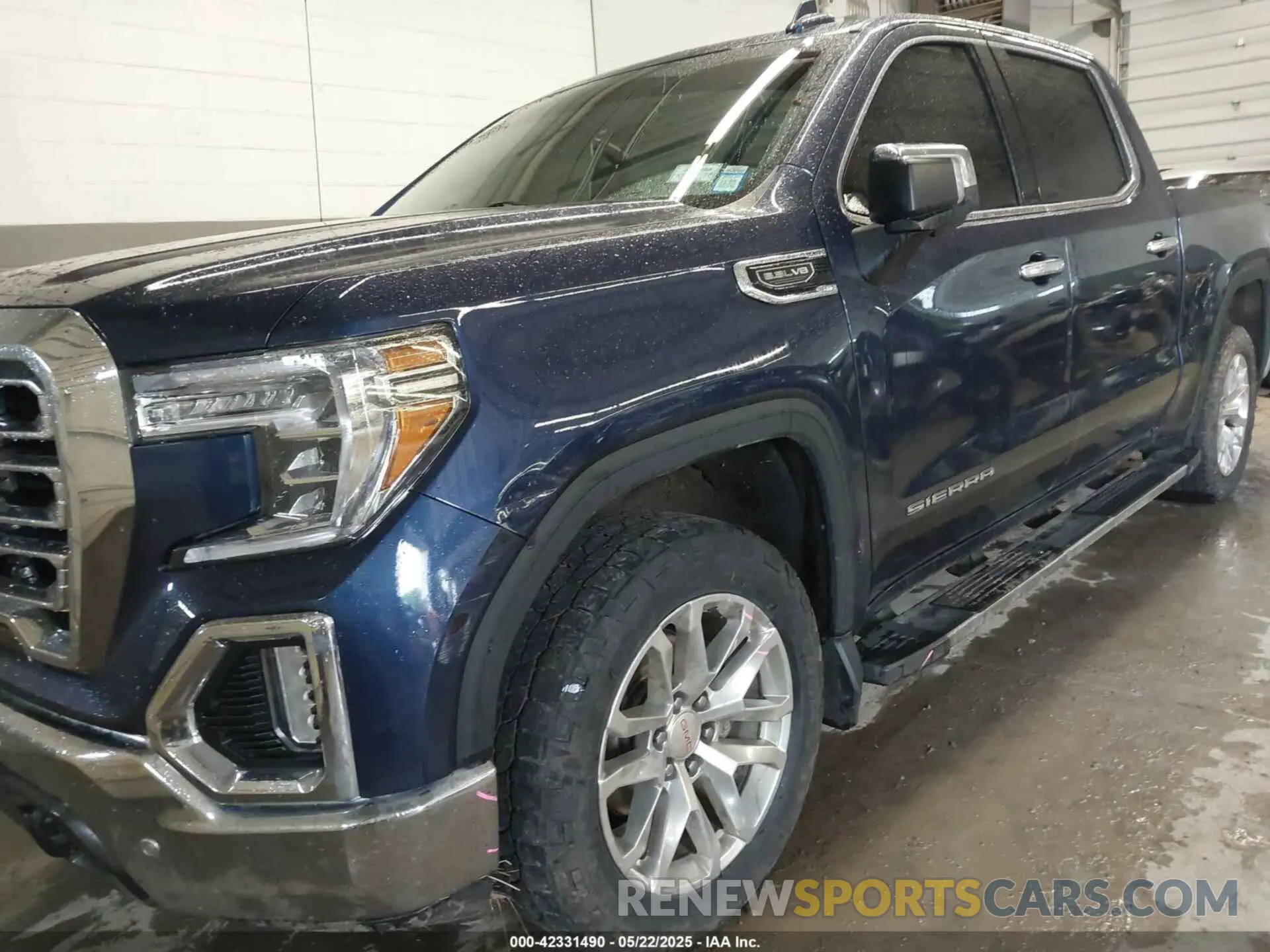 18 Photograph of a damaged car 3GTU9DED3KG288704 GMC SIERRA 1500 2019