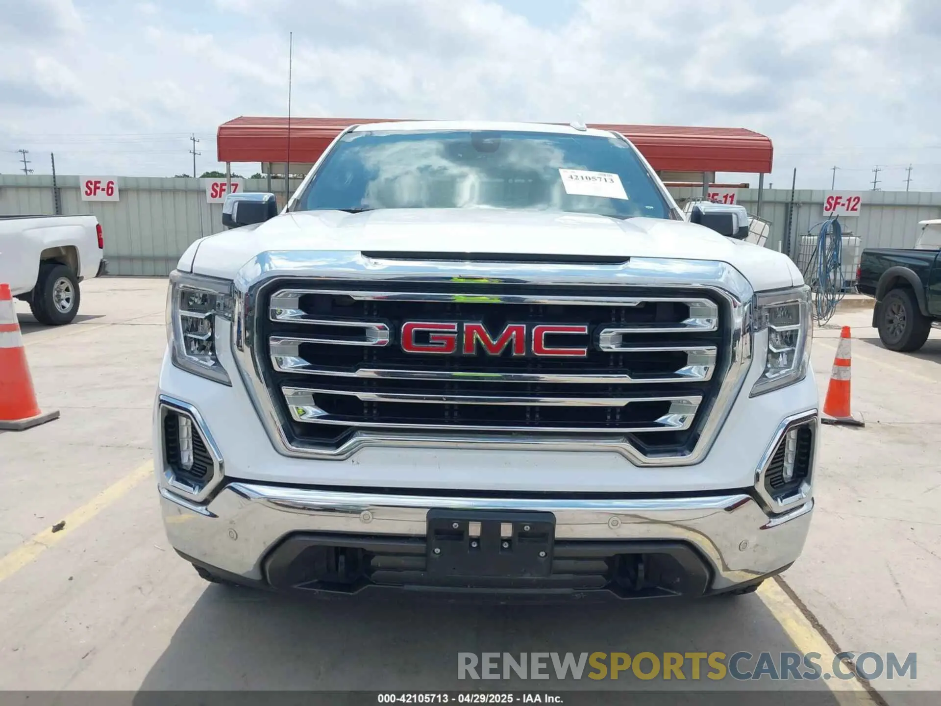 12 Photograph of a damaged car 3GTU9DED4KG197425 GMC SIERRA 1500 2019