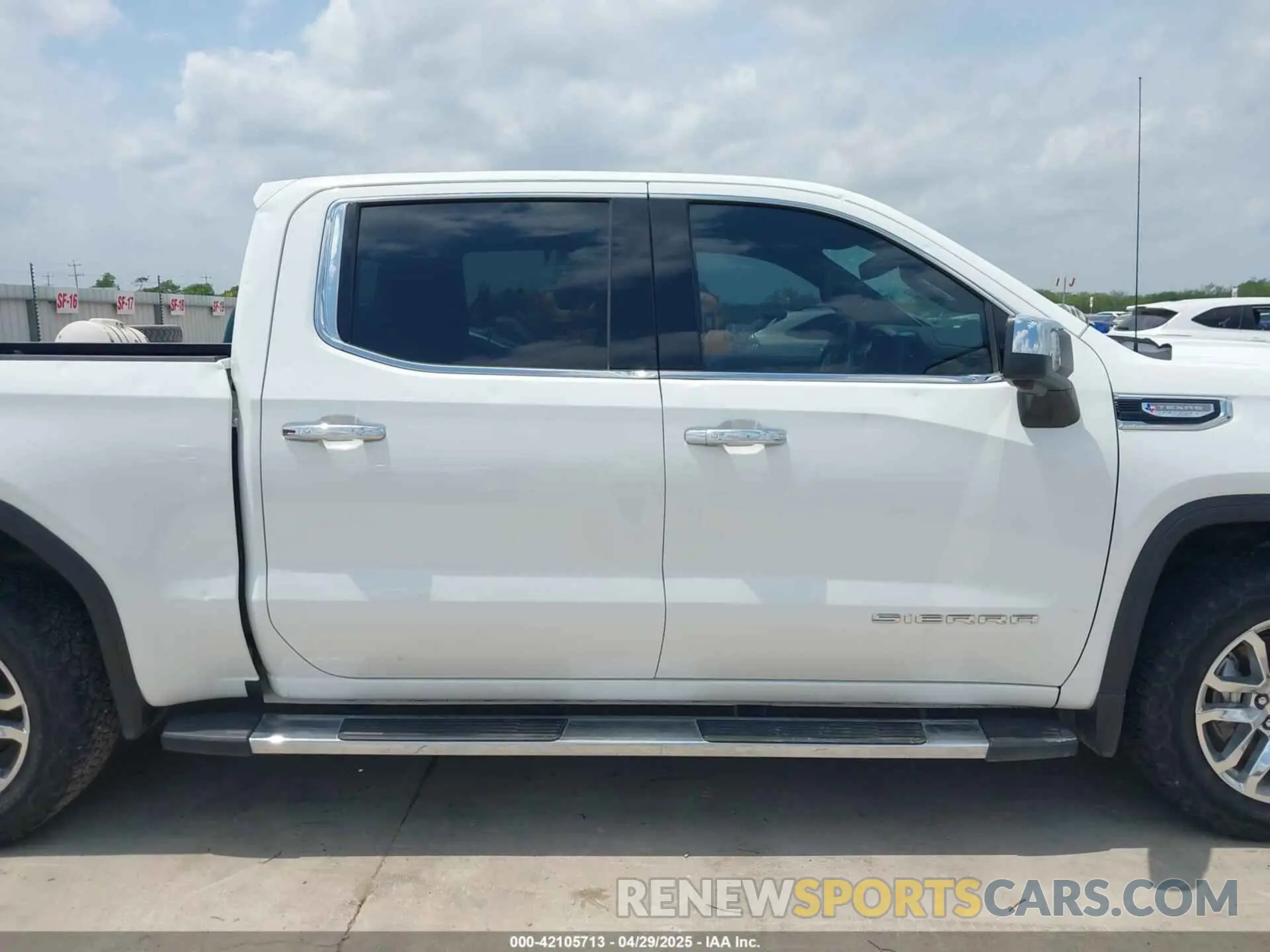13 Photograph of a damaged car 3GTU9DED4KG197425 GMC SIERRA 1500 2019