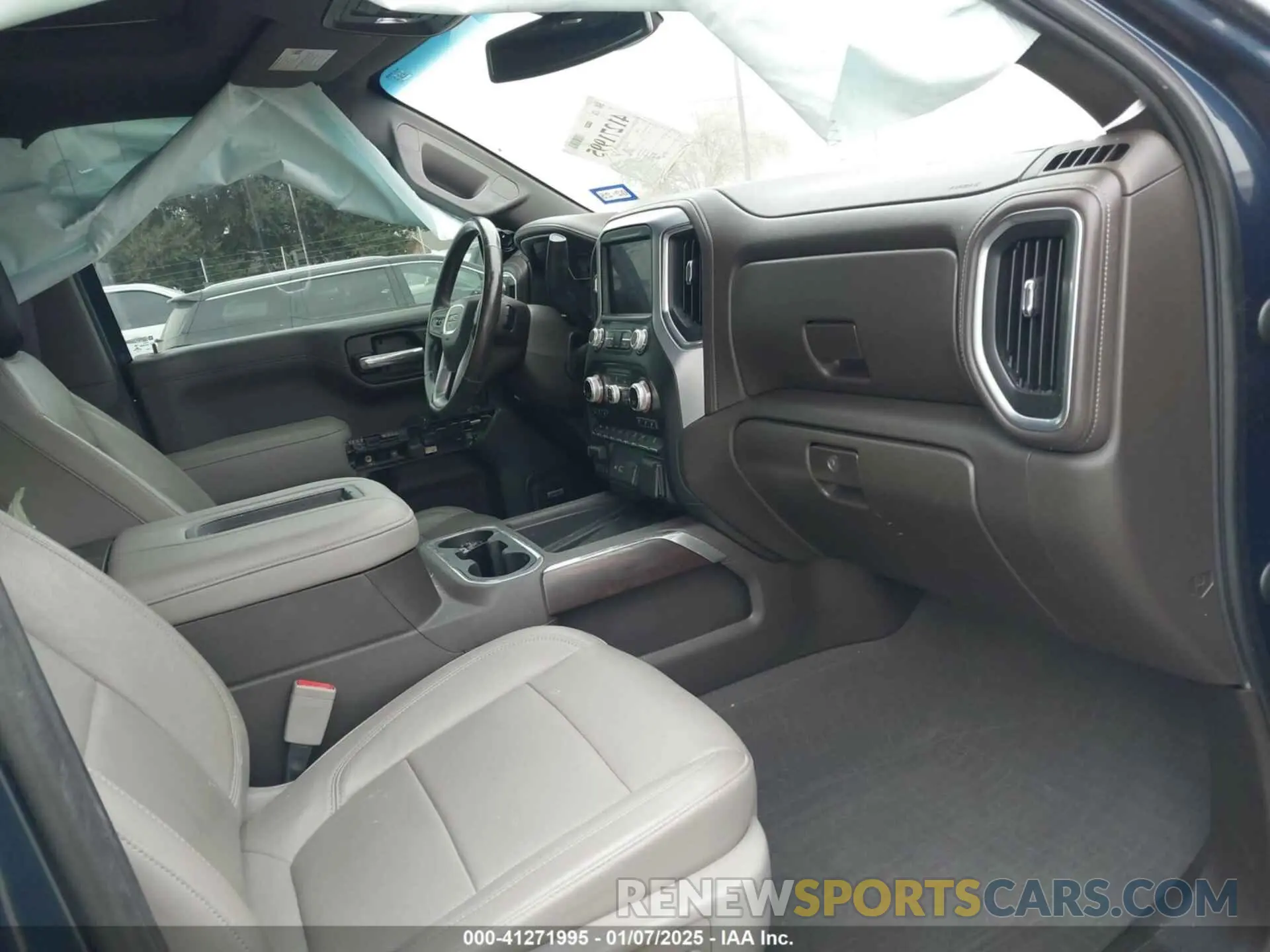 5 Photograph of a damaged car 3GTU9DED9KG187067 GMC SIERRA 1500 2019