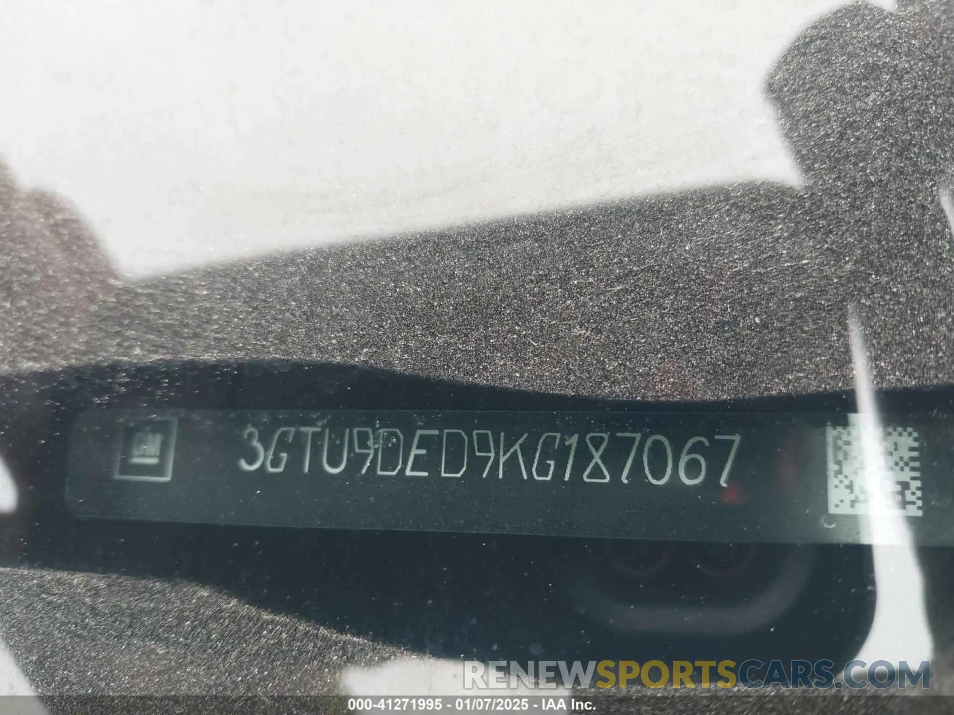 9 Photograph of a damaged car 3GTU9DED9KG187067 GMC SIERRA 1500 2019