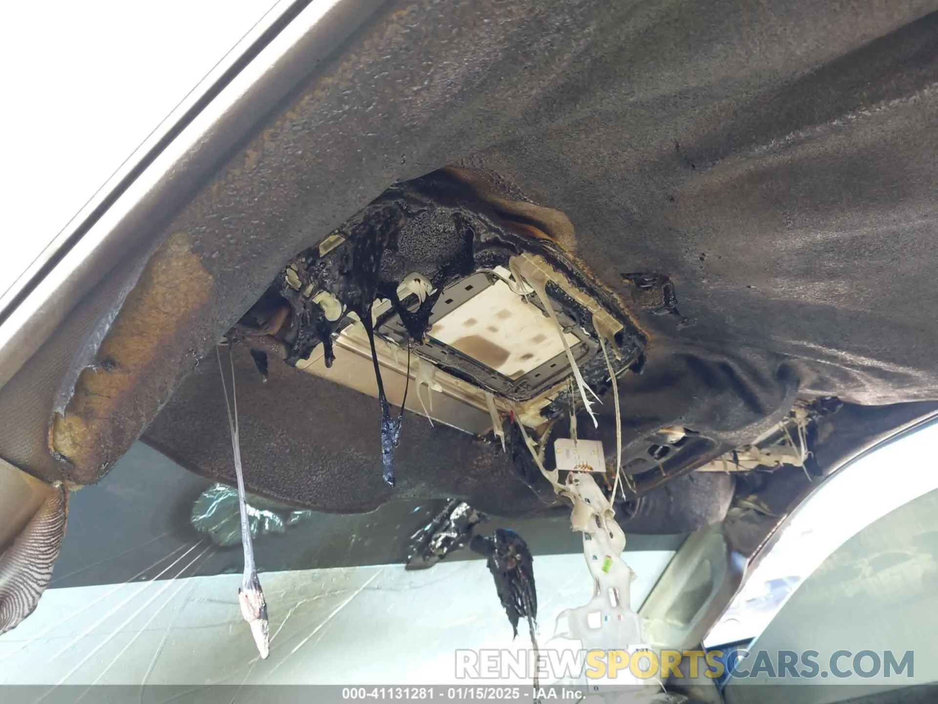 12 Фотография поврежденного автомобиля 3GTU9DEDXKG273682 GMC SIERRA 1500 2019