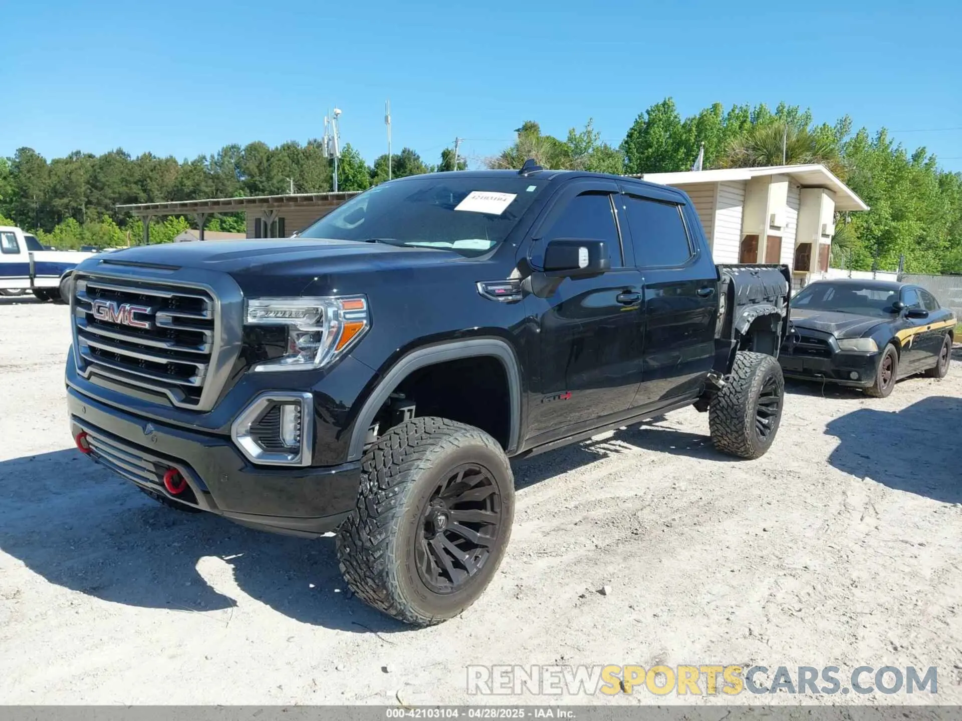 2 Photograph of a damaged car 1GTP9EEL2LZ207493 GMC SIERRA 1500 2020