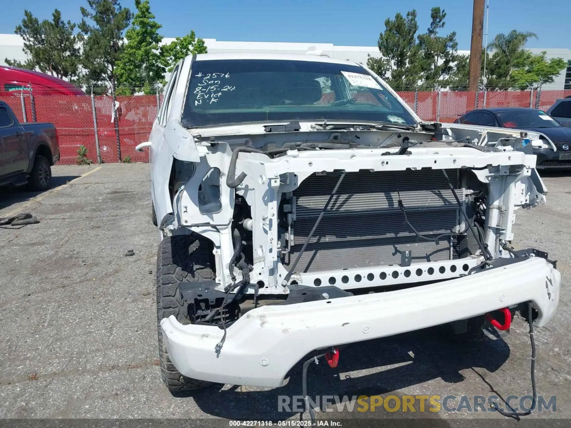 6 Photograph of a damaged car 1GTP9EELXLZ316476 GMC SIERRA 1500 2020