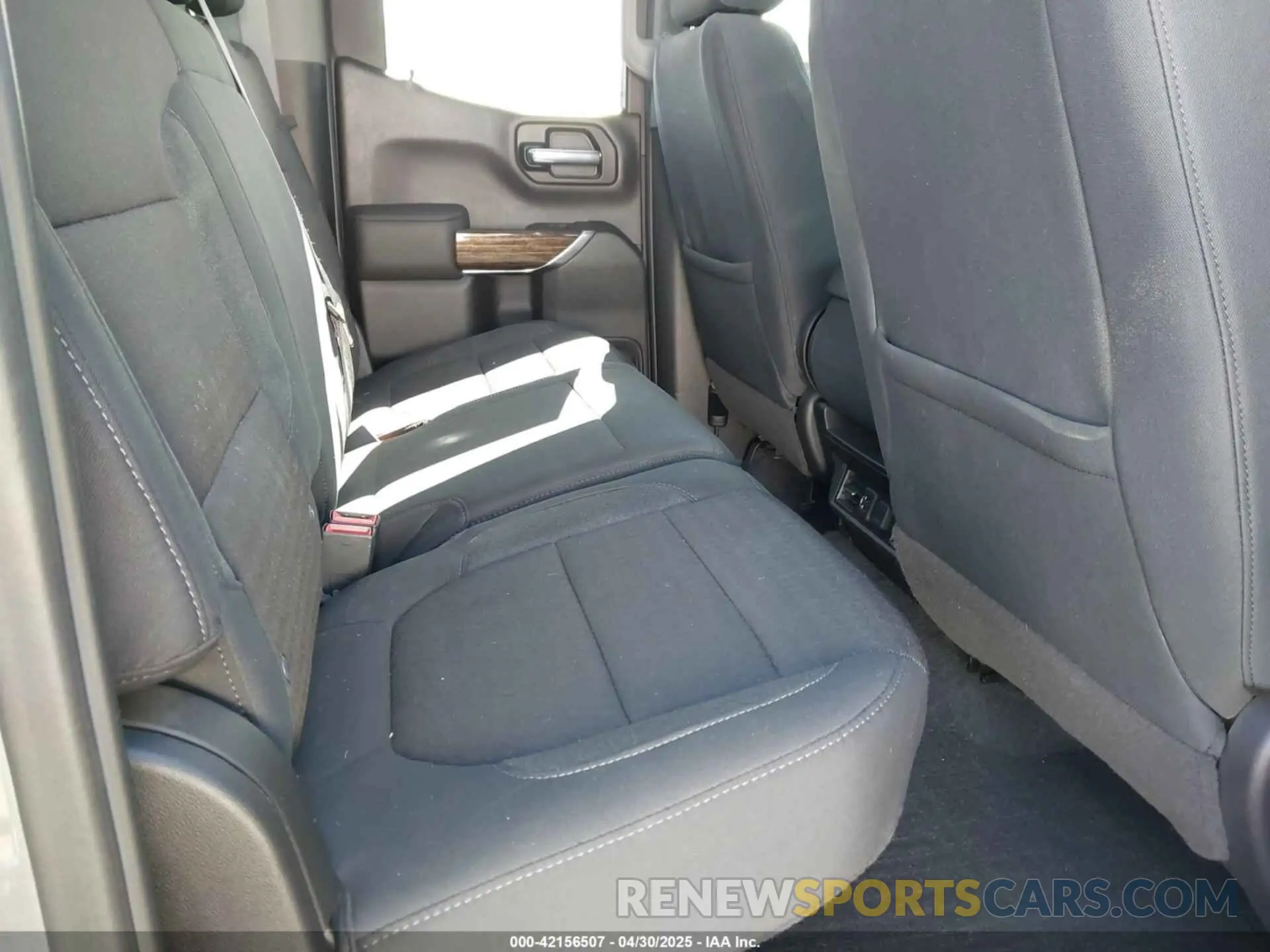 8 Фотография поврежденного автомобиля 1GTR9CEK4LZ331883 GMC SIERRA 1500 2020