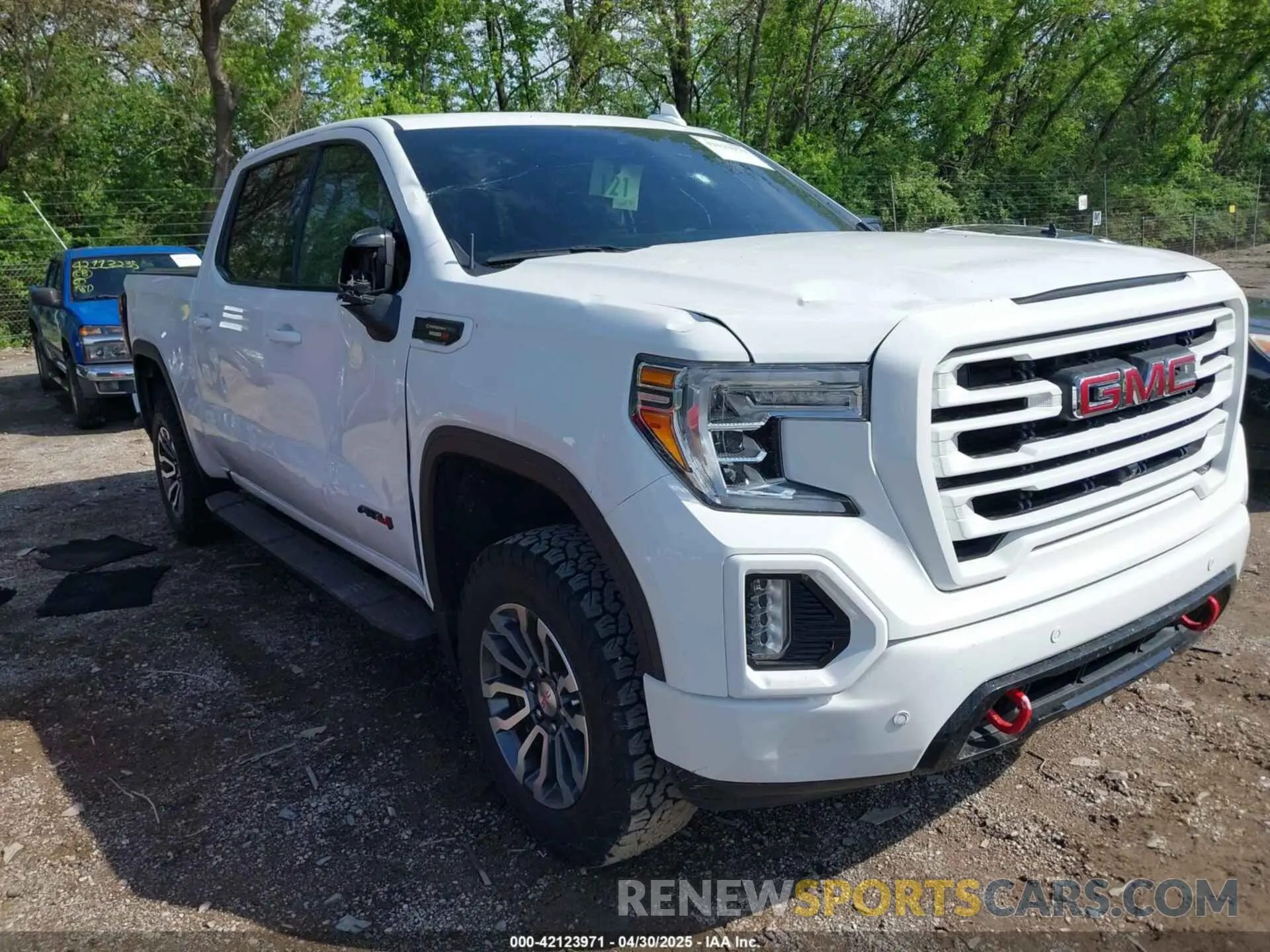 1 Photograph of a damaged car 1GTU9EET1LZ373412 GMC SIERRA 1500 2020