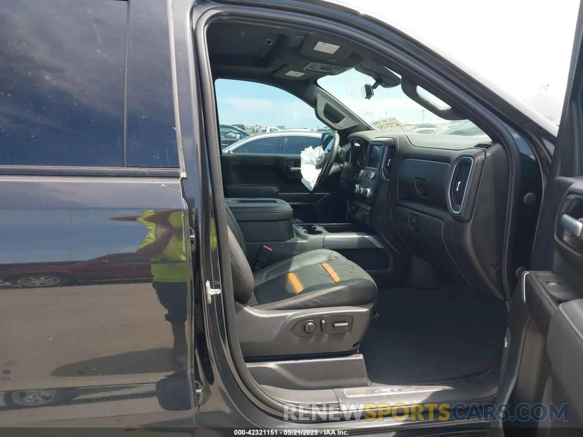 5 Фотография поврежденного автомобиля 1GTU9EET3LZ273845 GMC SIERRA 1500 2020