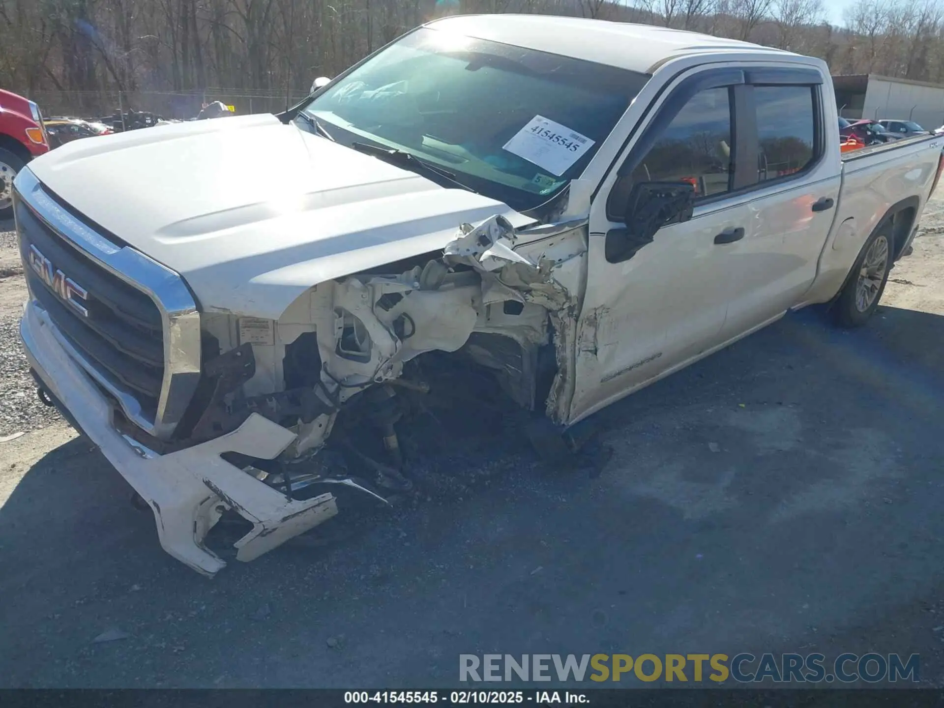 2 Photograph of a damaged car 3GTU9AEF7LG156742 GMC SIERRA 1500 2020
