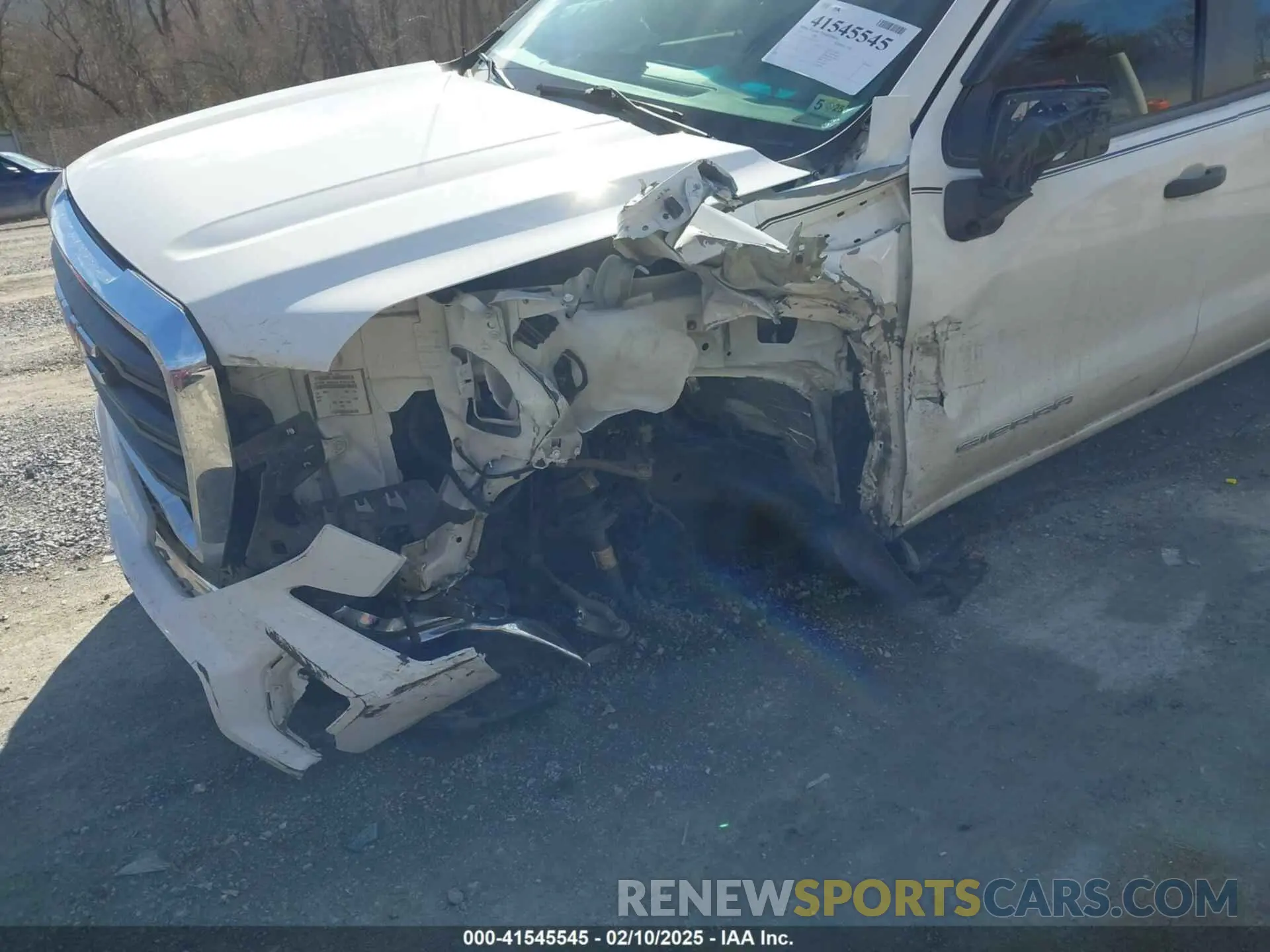 6 Photograph of a damaged car 3GTU9AEF7LG156742 GMC SIERRA 1500 2020