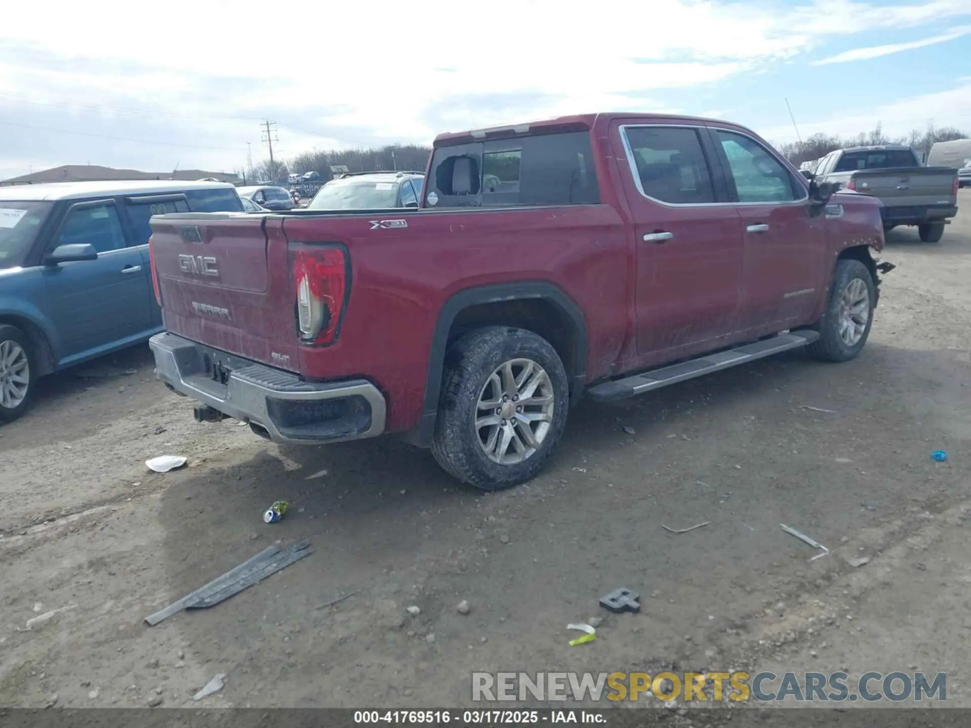 4 Photograph of a damaged car 3GTU9DED2LG252018 GMC SIERRA 1500 2020