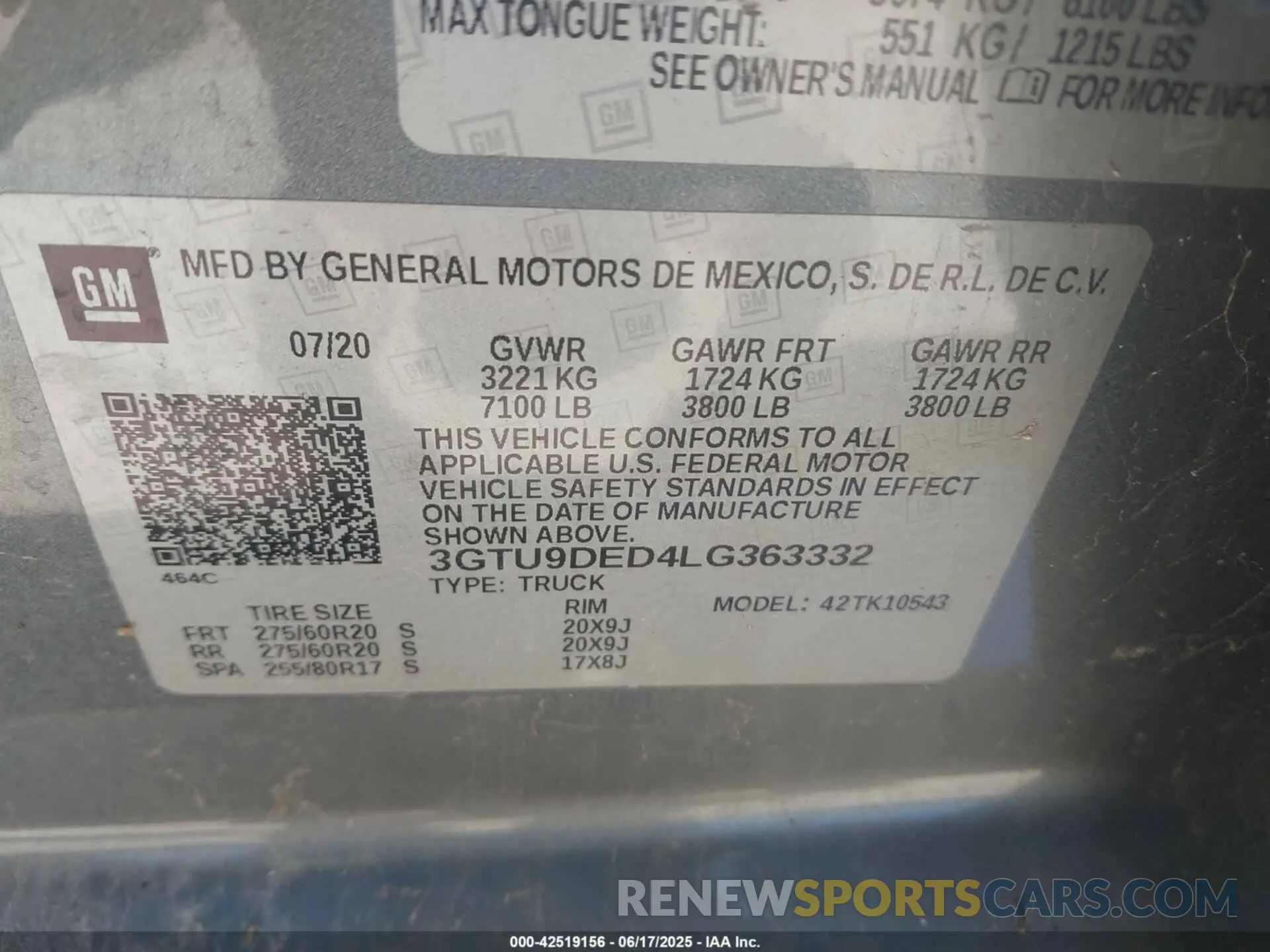 9 Photograph of a damaged car 3GTU9DED4LG363332 GMC SIERRA 1500 2020