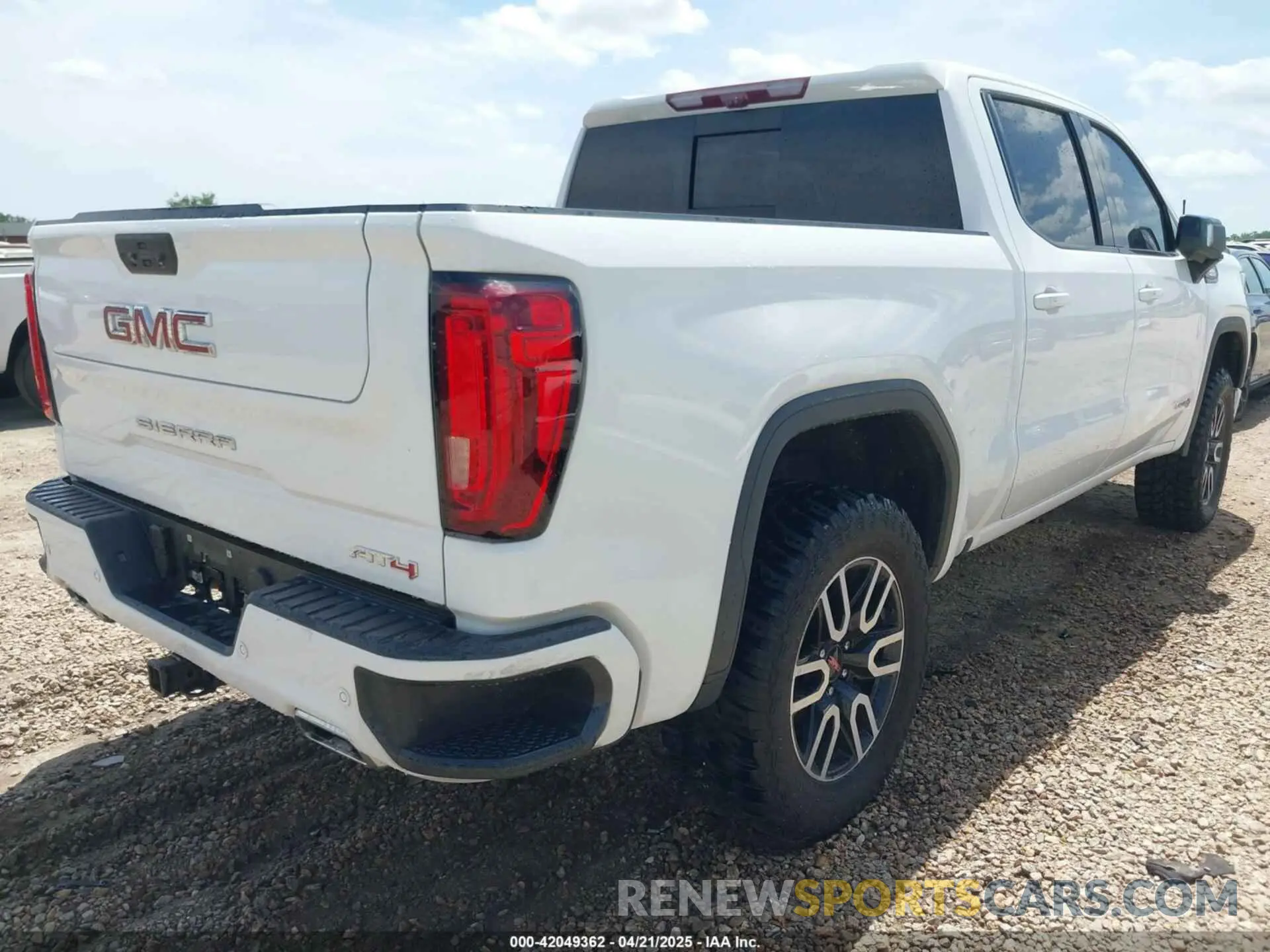 4 Фотография поврежденного автомобиля 3GTU9EETXLG450276 GMC SIERRA 1500 2020