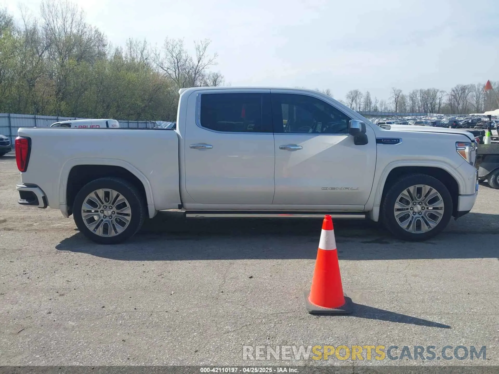 13 Фотография поврежденного автомобиля 3GTU9FEL1LG430780 GMC SIERRA 1500 2020