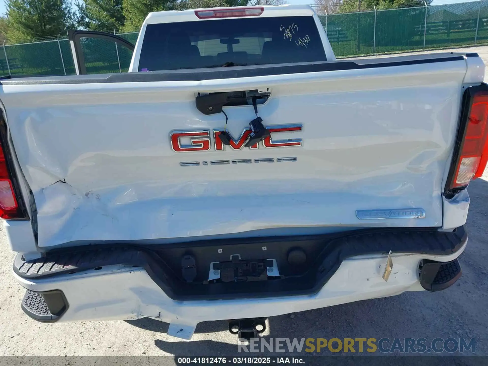 6 Photograph of a damaged car 1GTR9CED9MZ143573 GMC SIERRA 1500 2021