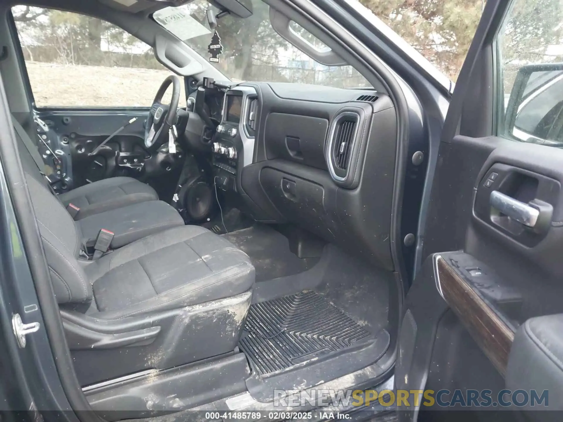 5 Photograph of a damaged car 1GTU9BED5MZ408087 GMC SIERRA 1500 2021