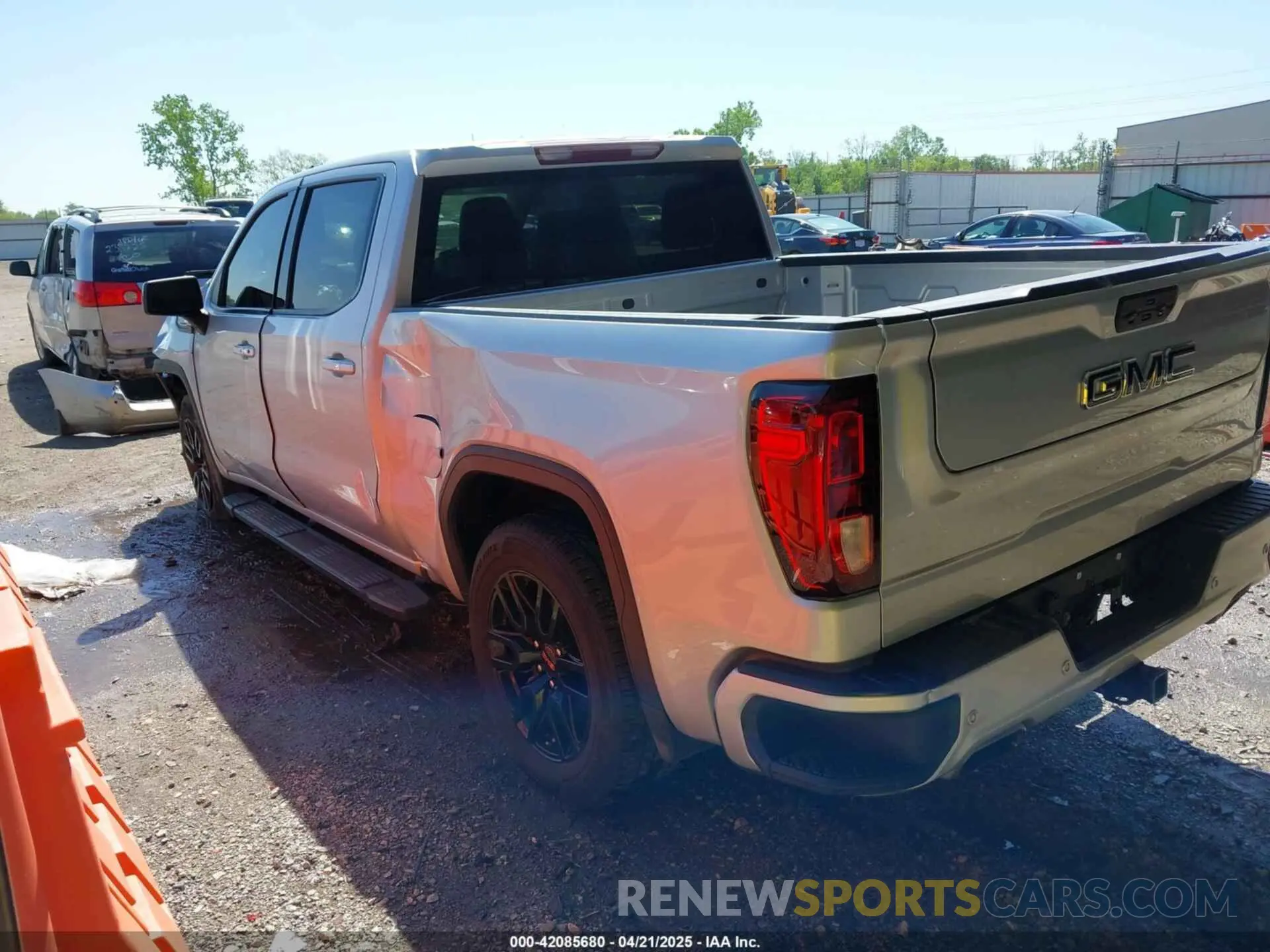 3 Фотография поврежденного автомобиля 1GTU9CEDXMZ141017 GMC SIERRA 1500 2021