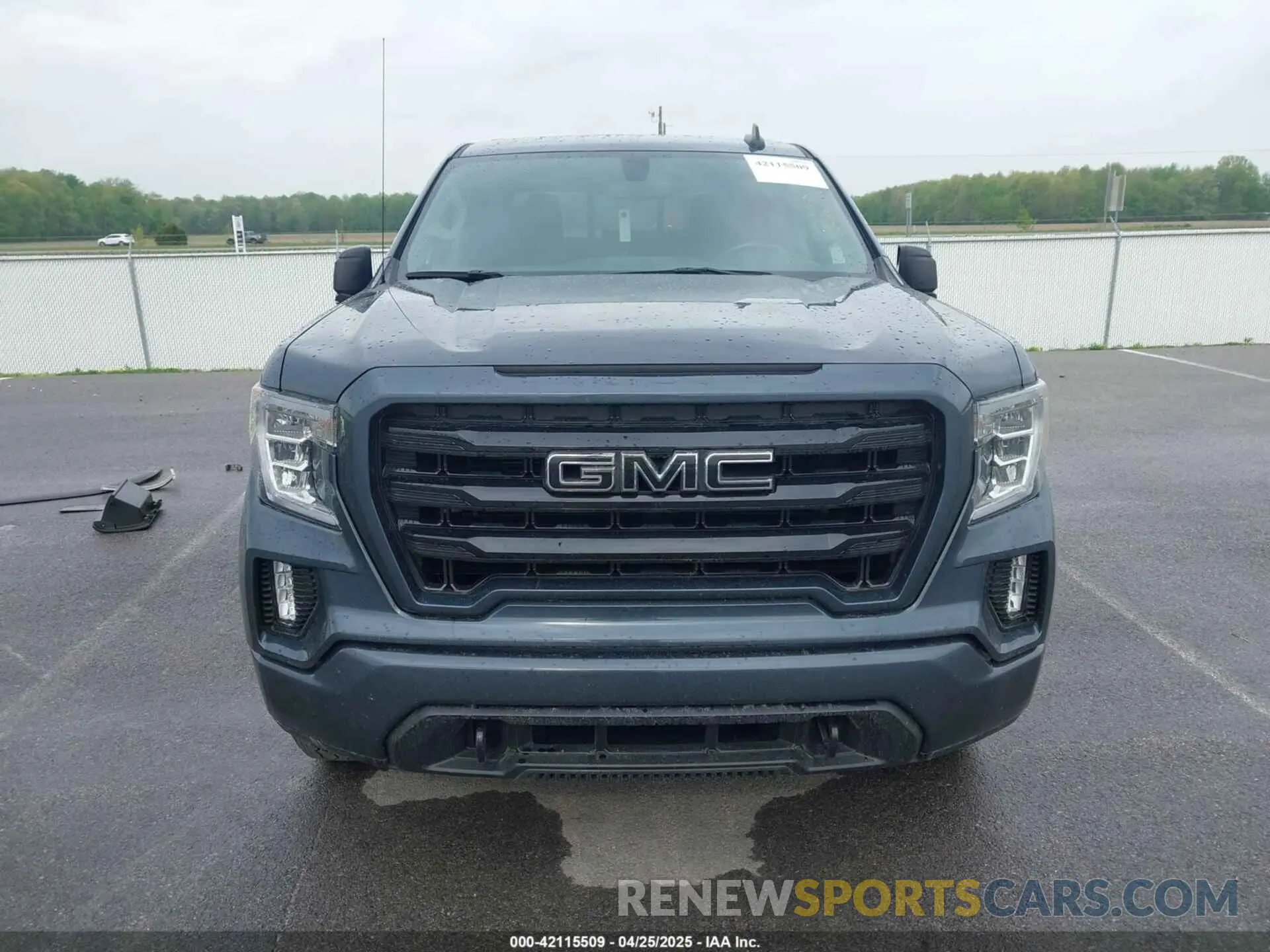 13 Photograph of a damaged car 1GTU9CET3MZ334150 GMC SIERRA 1500 2021
