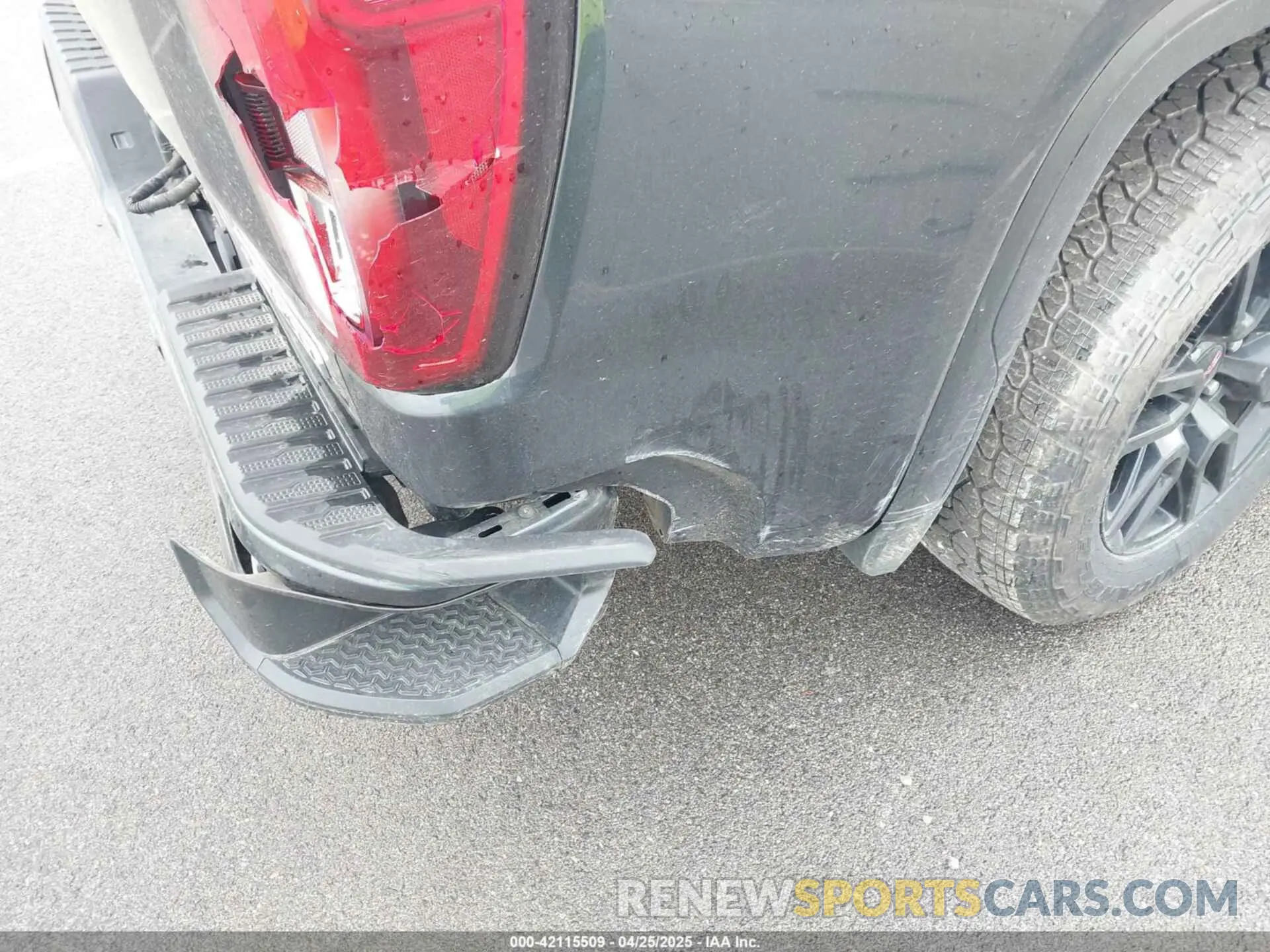 6 Photograph of a damaged car 1GTU9CET3MZ334150 GMC SIERRA 1500 2021