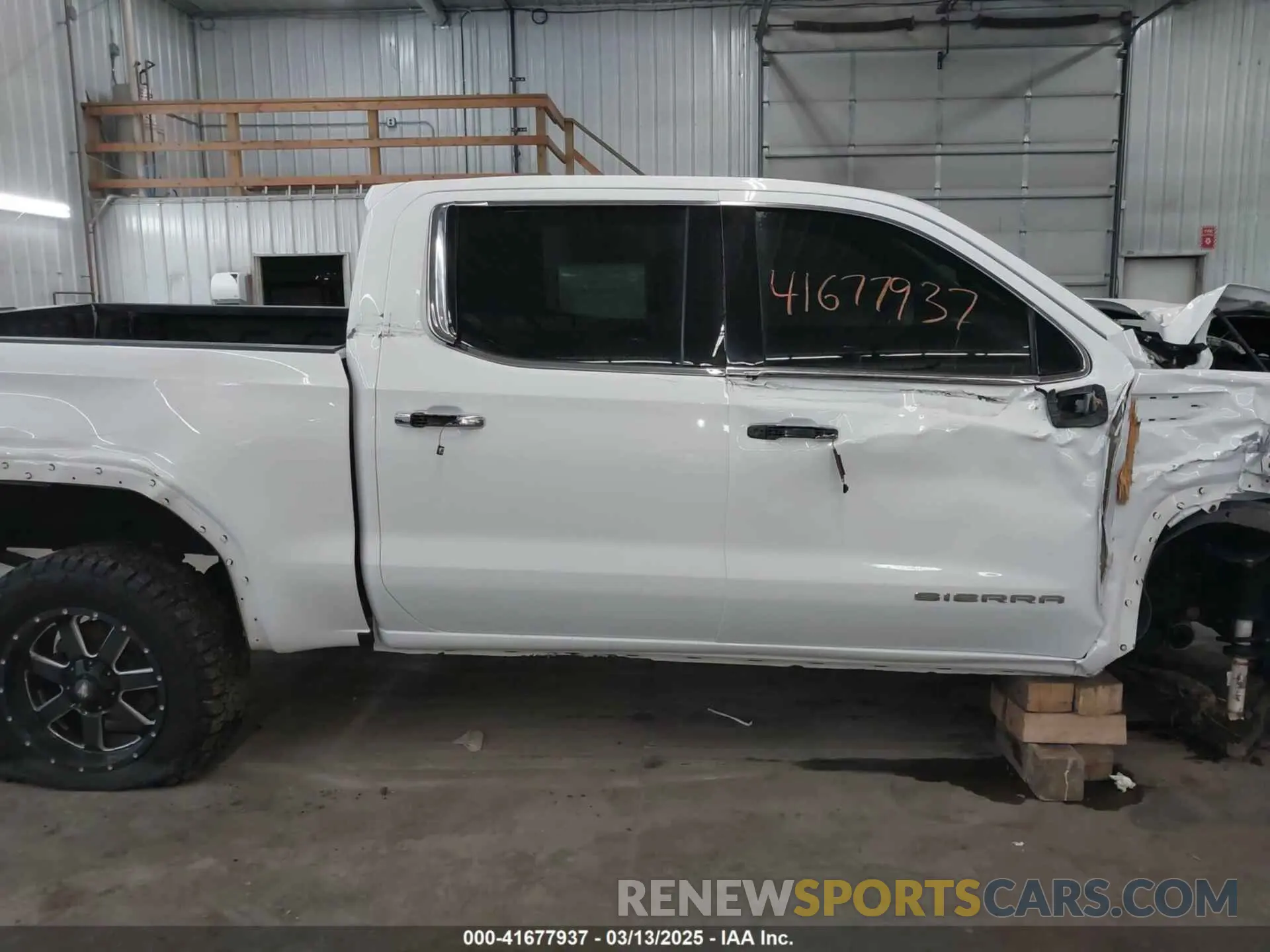 13 Фотография поврежденного автомобиля 1GTU9DEL9MZ130135 GMC SIERRA 1500 2021
