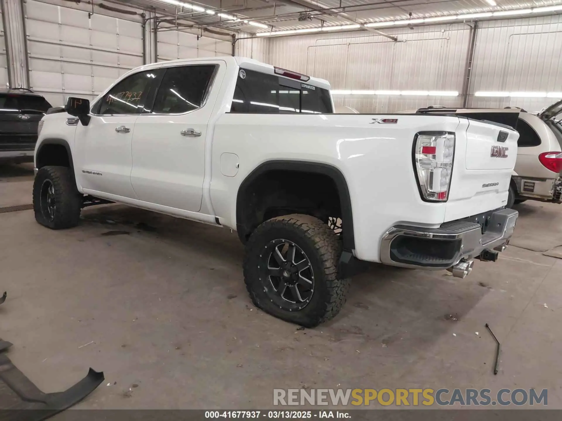 3 Фотография поврежденного автомобиля 1GTU9DEL9MZ130135 GMC SIERRA 1500 2021